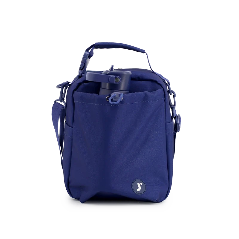 J World Cole Insulated Lunch Bag in Navy — front view # color_Navy