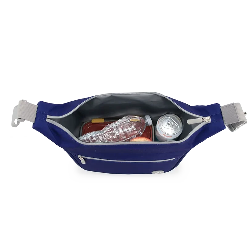 J World Lane Insulated Lunch Bag in Navy — front view 2 # color_Navy