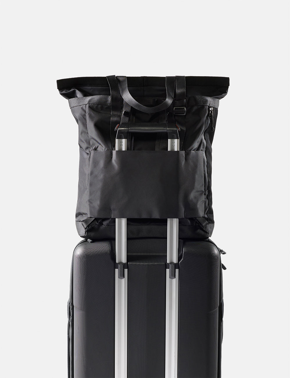 Matador Tote Pack 24L in Black — angle view 5