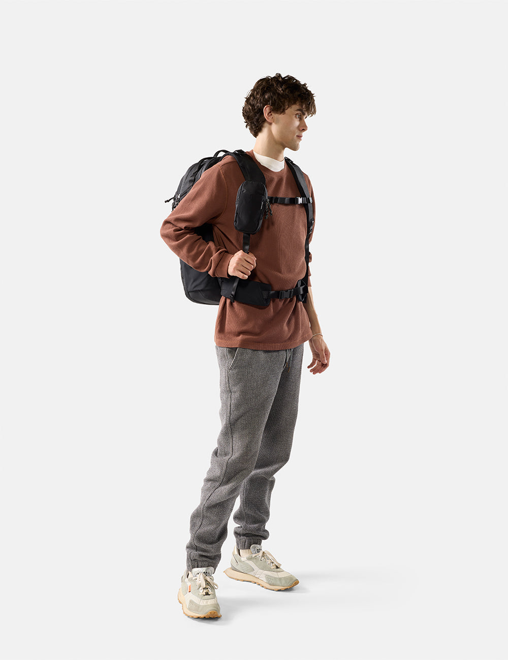 Matador Speed Stash in Black — lifestyle
