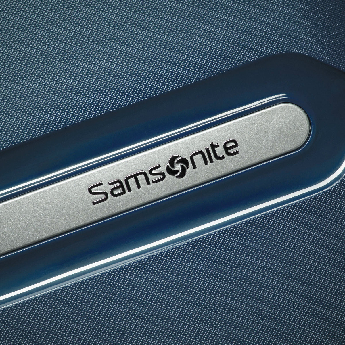Samsonite Freeform 21" Spinner in Navy — detail view 4
