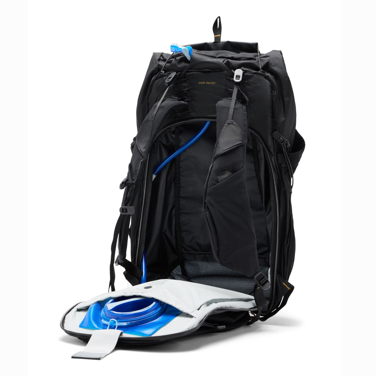 Peak Design Outdoor Backpack 45L in Cloud — detail view 2 # color_Cloud