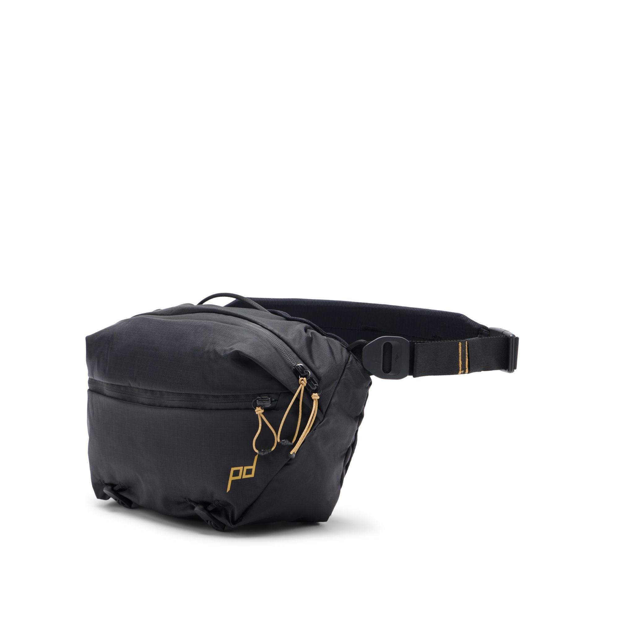 Peak Design Outdoor Sling 7L in Black — angle view 2 # color_Black