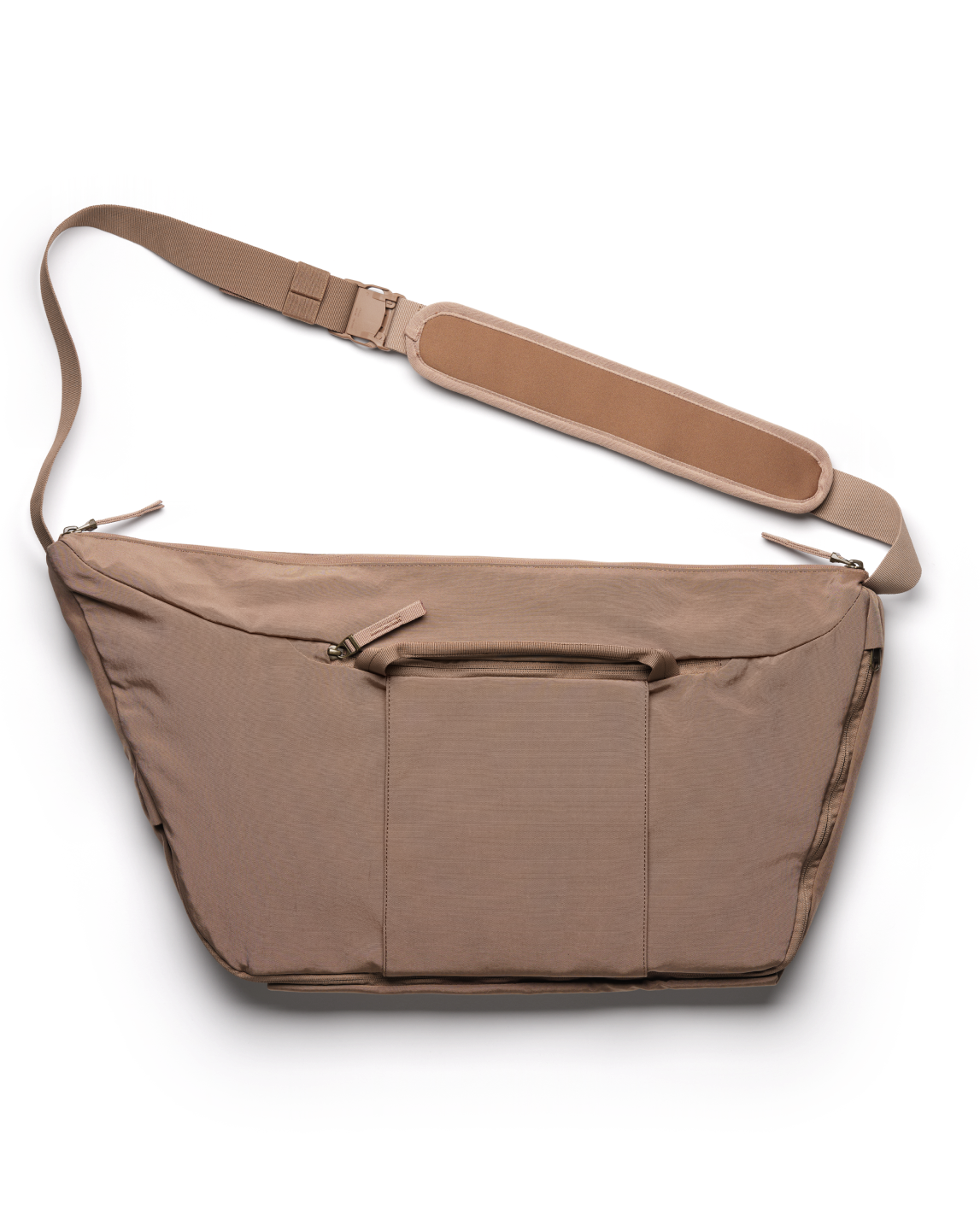 Db Journey Ramverk Pro Sling Bag 24L in Affogato Brown — angle view 2 # color_Affogato Brown