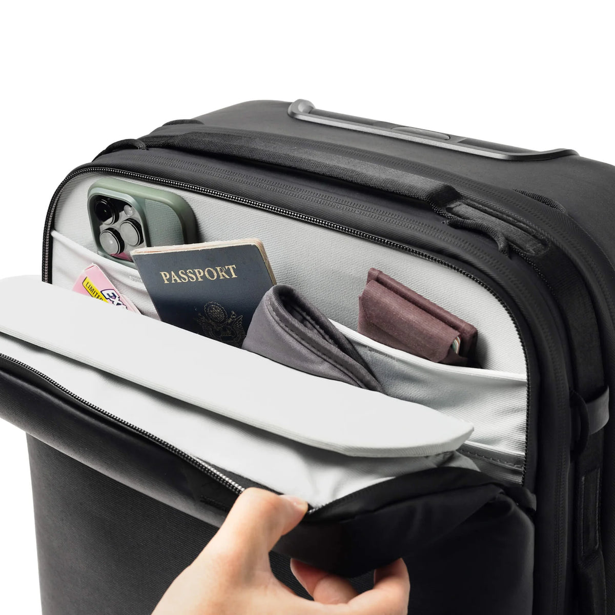 Peak Design Roller Pro 34L in Black — detail view 3 # color_Black
