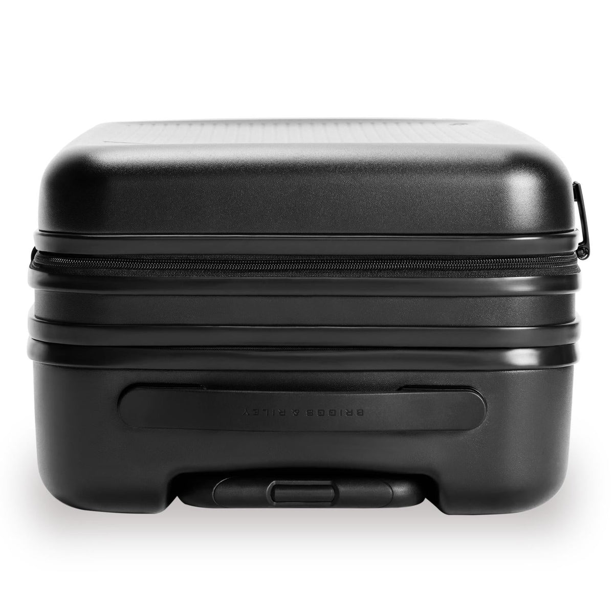 Briggs & Riley Sympatico Essential 22" Carry-On Expandable Spinner in Black — detail view