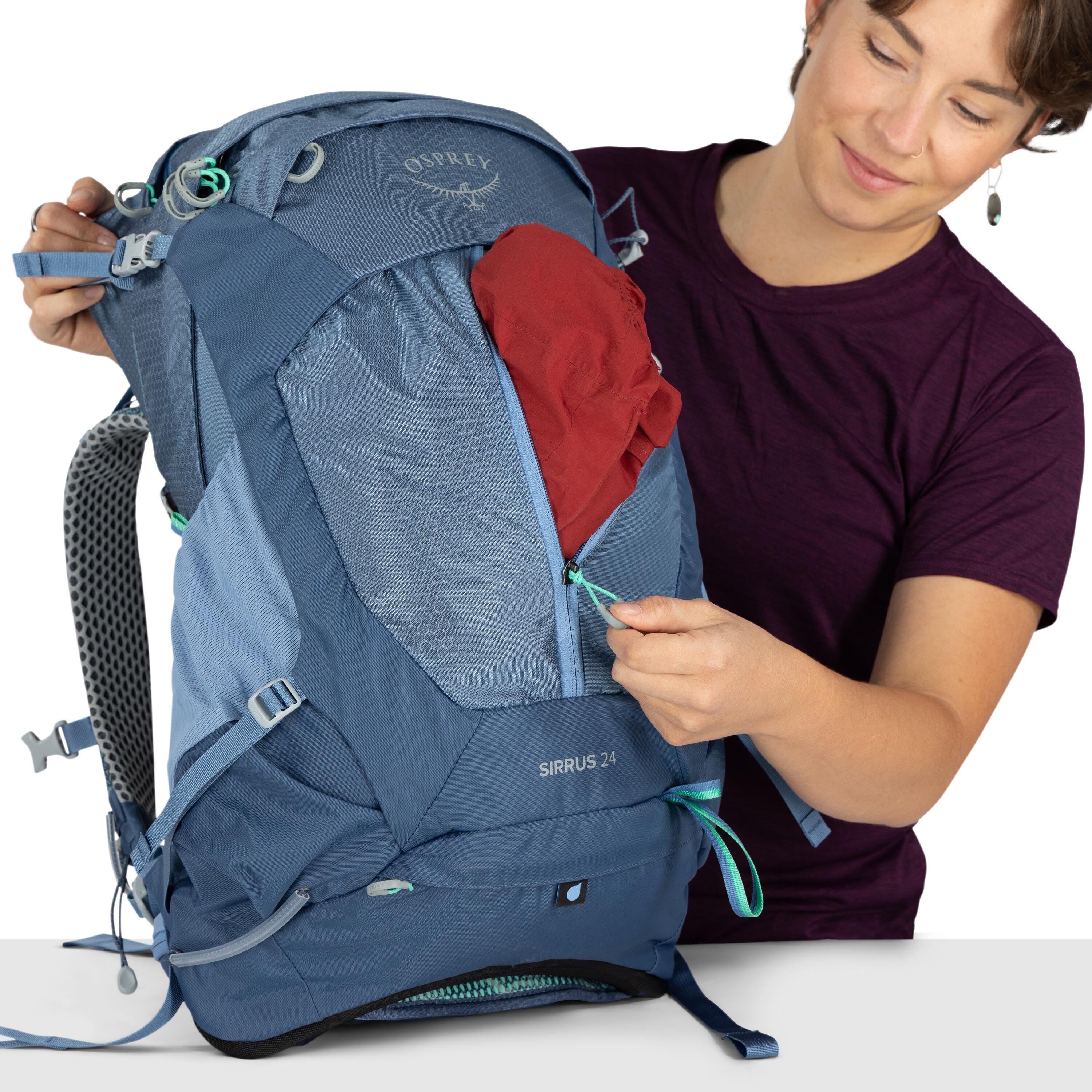Osprey Sirrus 24 Hiking Backpack 24L in Sevres Blue — detail view 2