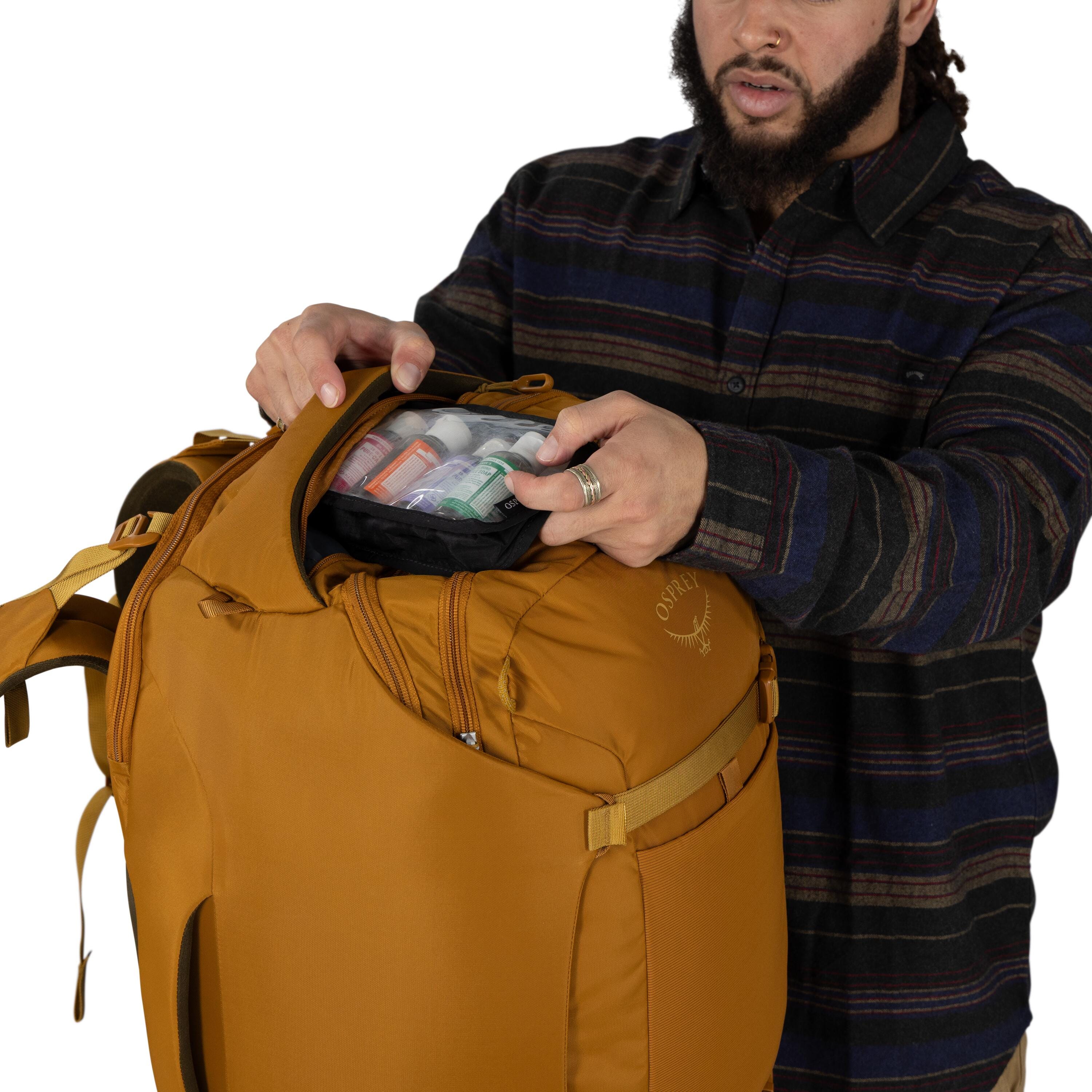 Osprey Sojourn Porter Travel Pack 65L in Barley Brown — detail view 2