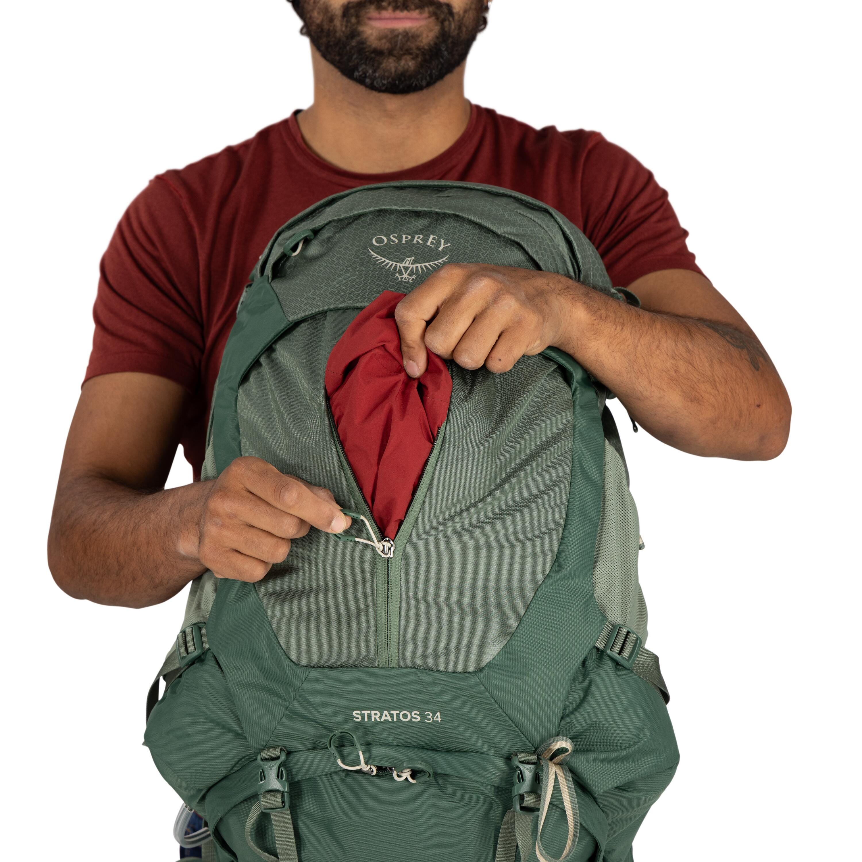 Osprey Stratos 34 Hiking Backpack 34L in Pine Leaf Green — detail view 2