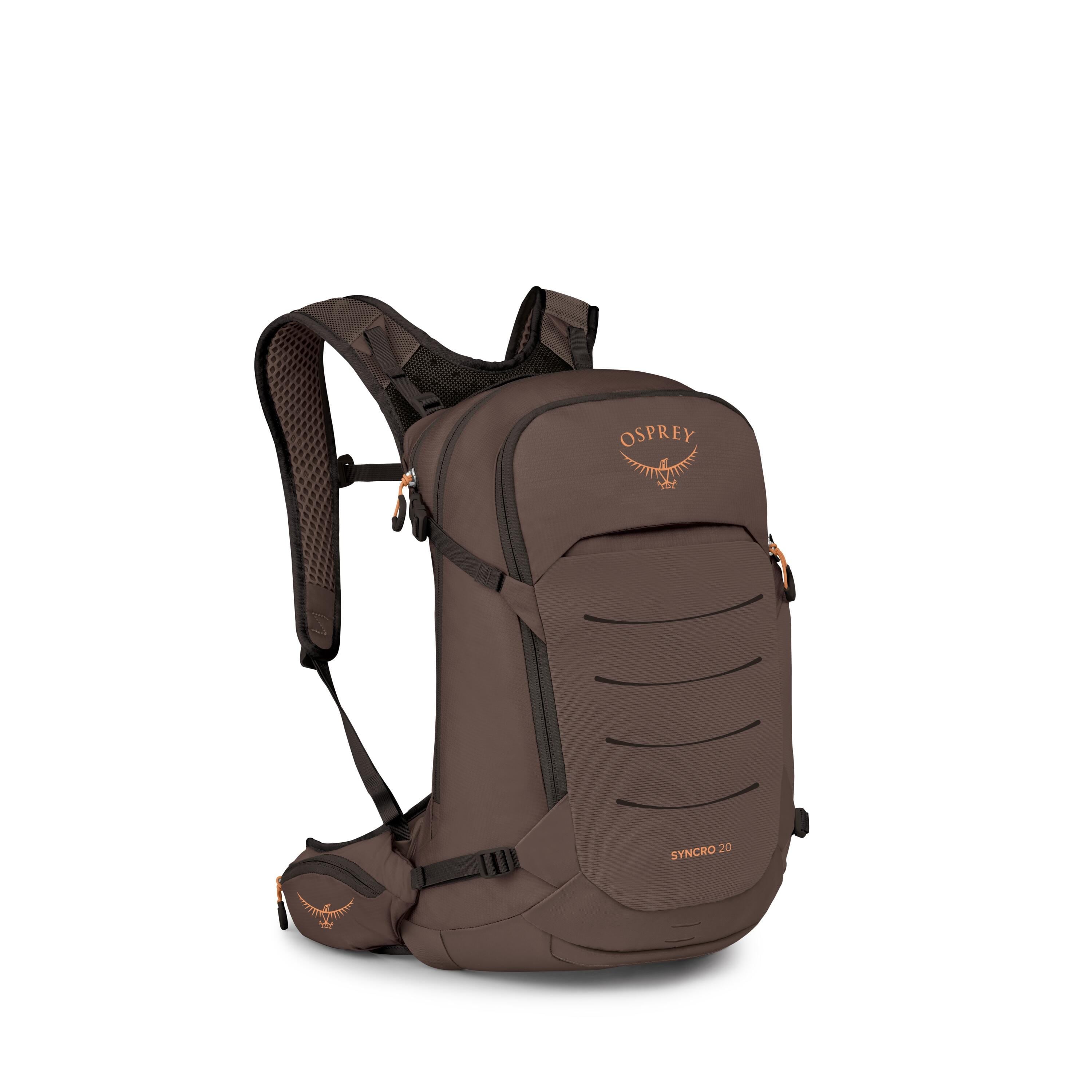 Osprey Syncro 20 Bike Hydration Pack 20L in Truffle Brown — angle view 2