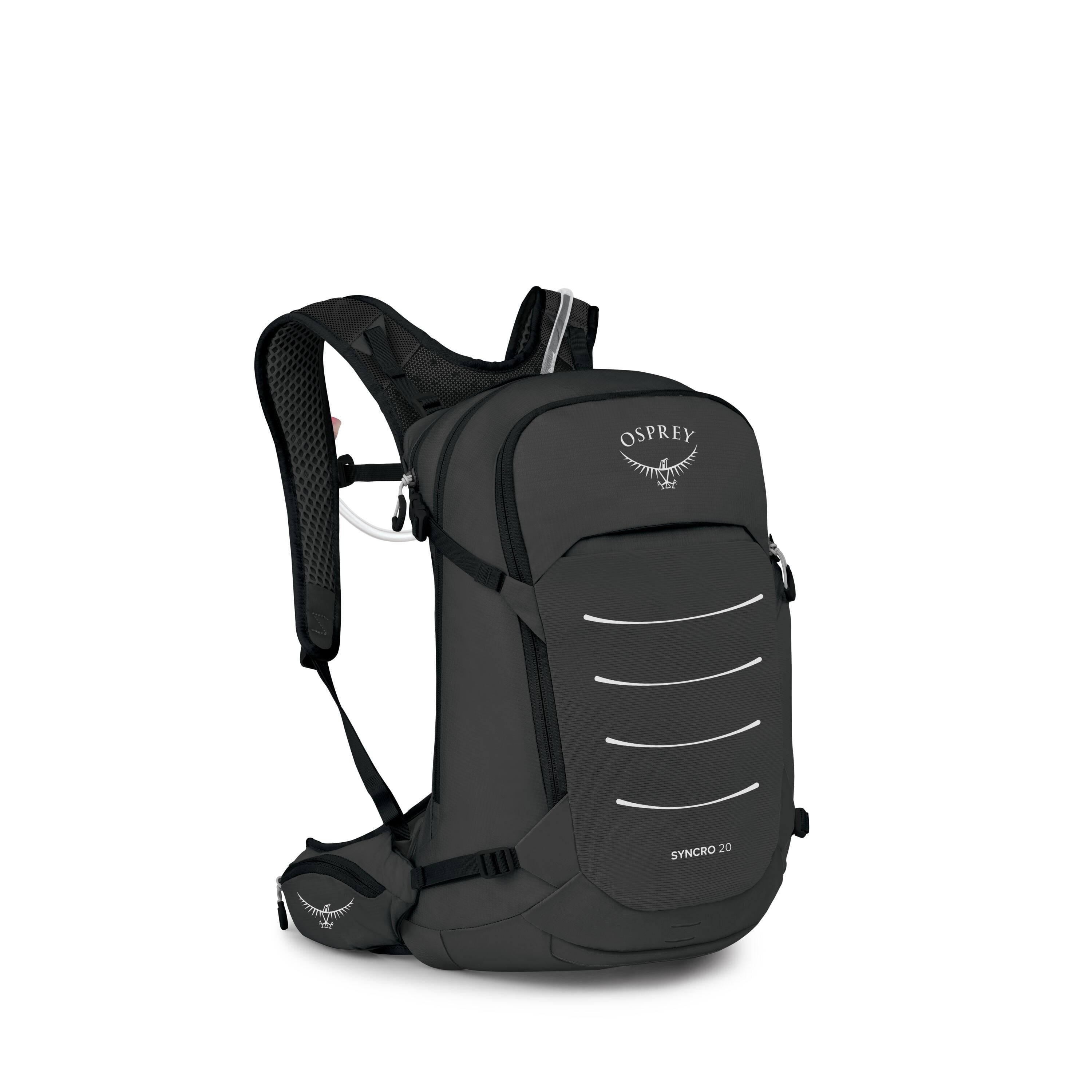 Osprey Syncro 20 Bike Hydration Pack 20L in Raven Black — angle view 2