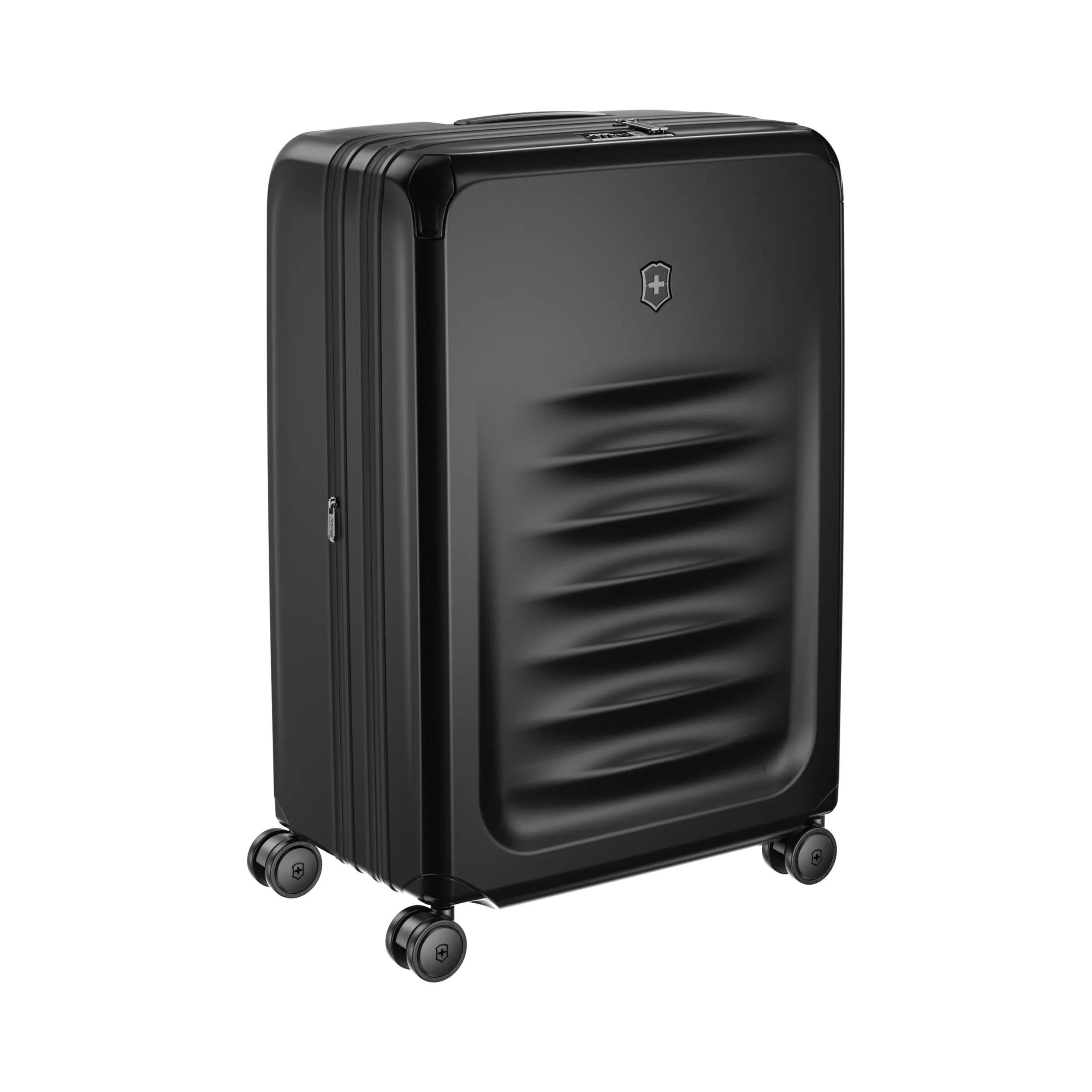 Victorinox Spectra 3.0 Expandable Large Case in Black — angle view 7