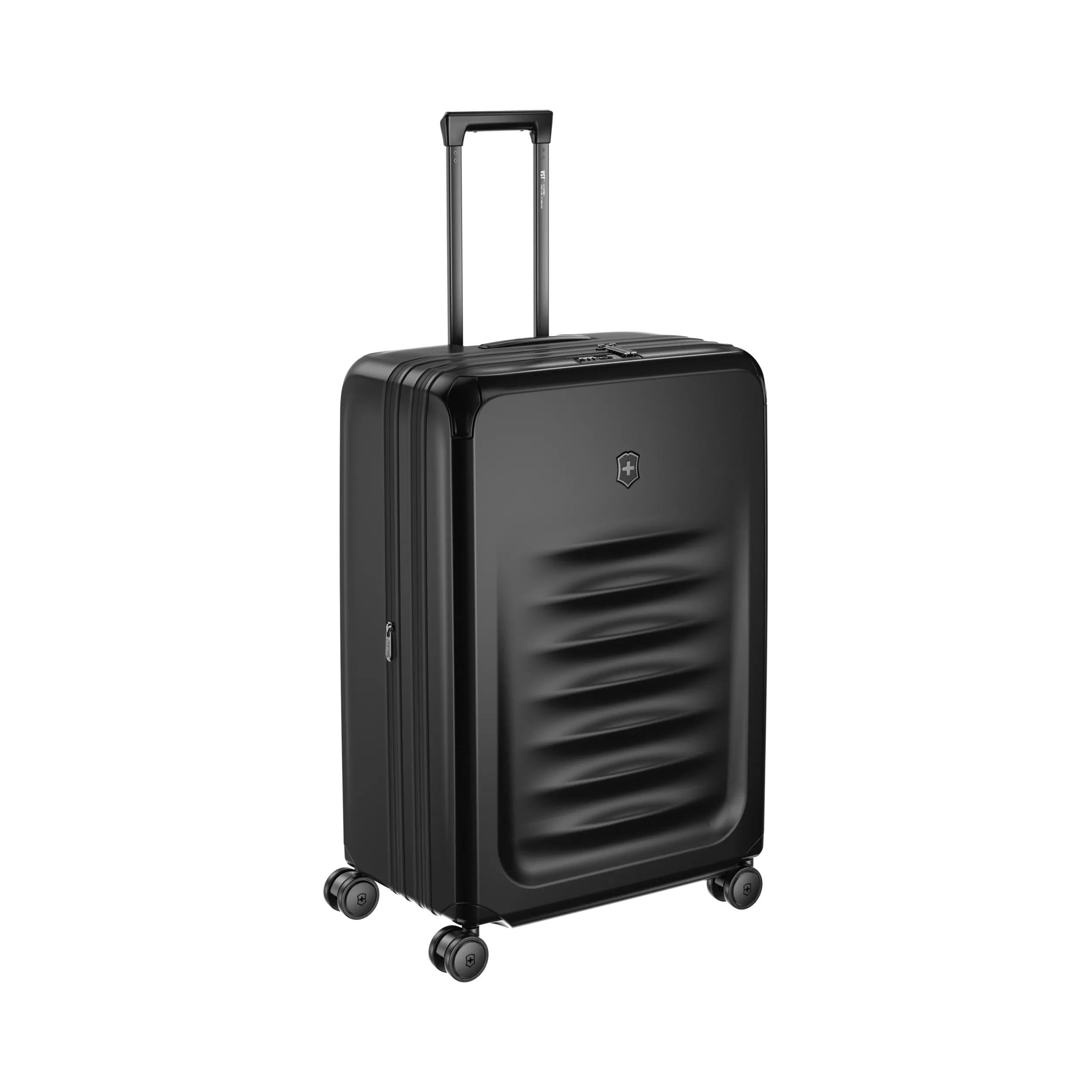 Victorinox Spectra 3.0 Expandable Large Case in Black — angle view 8