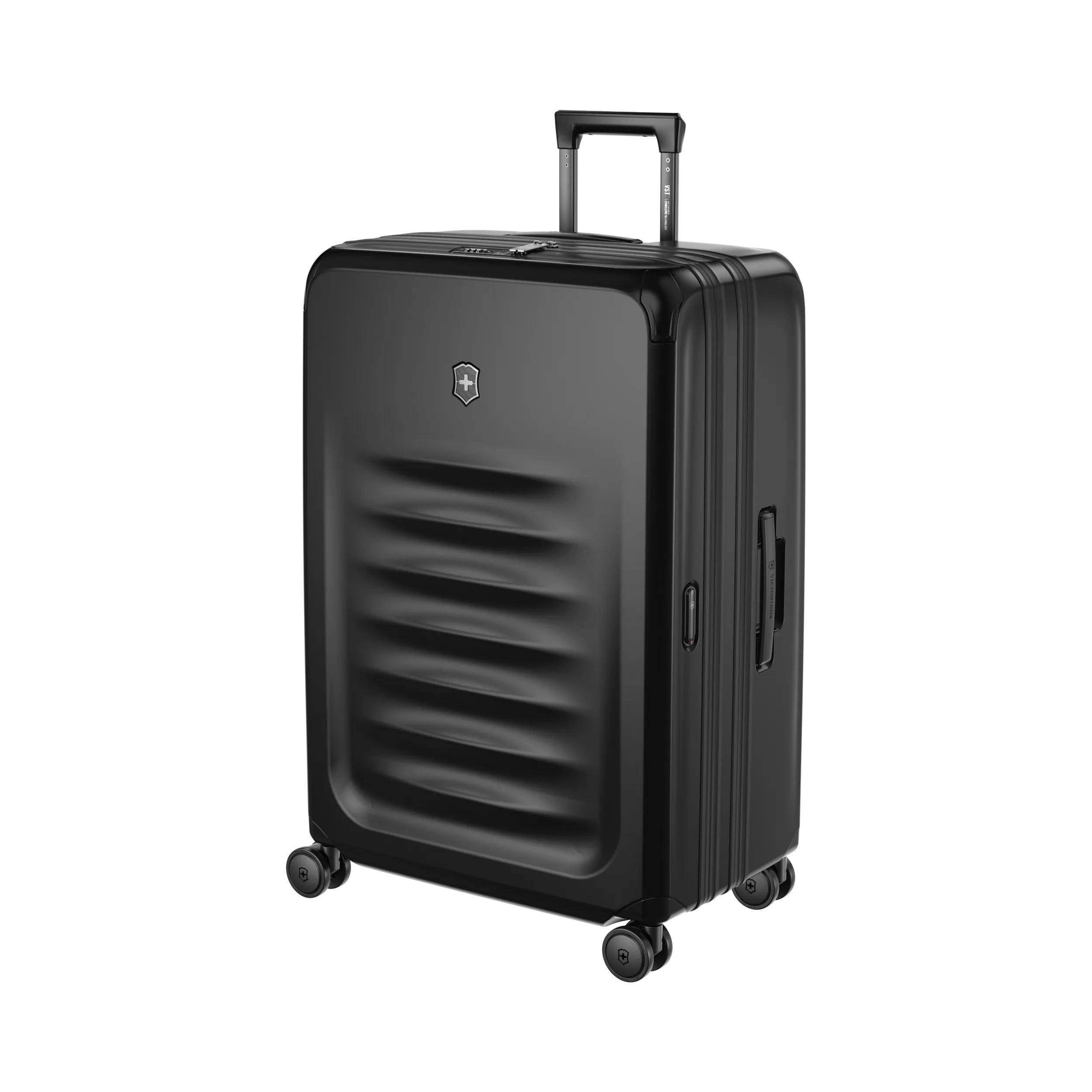 Victorinox Spectra 3.0 Expandable Large Case in Black — angle view 6