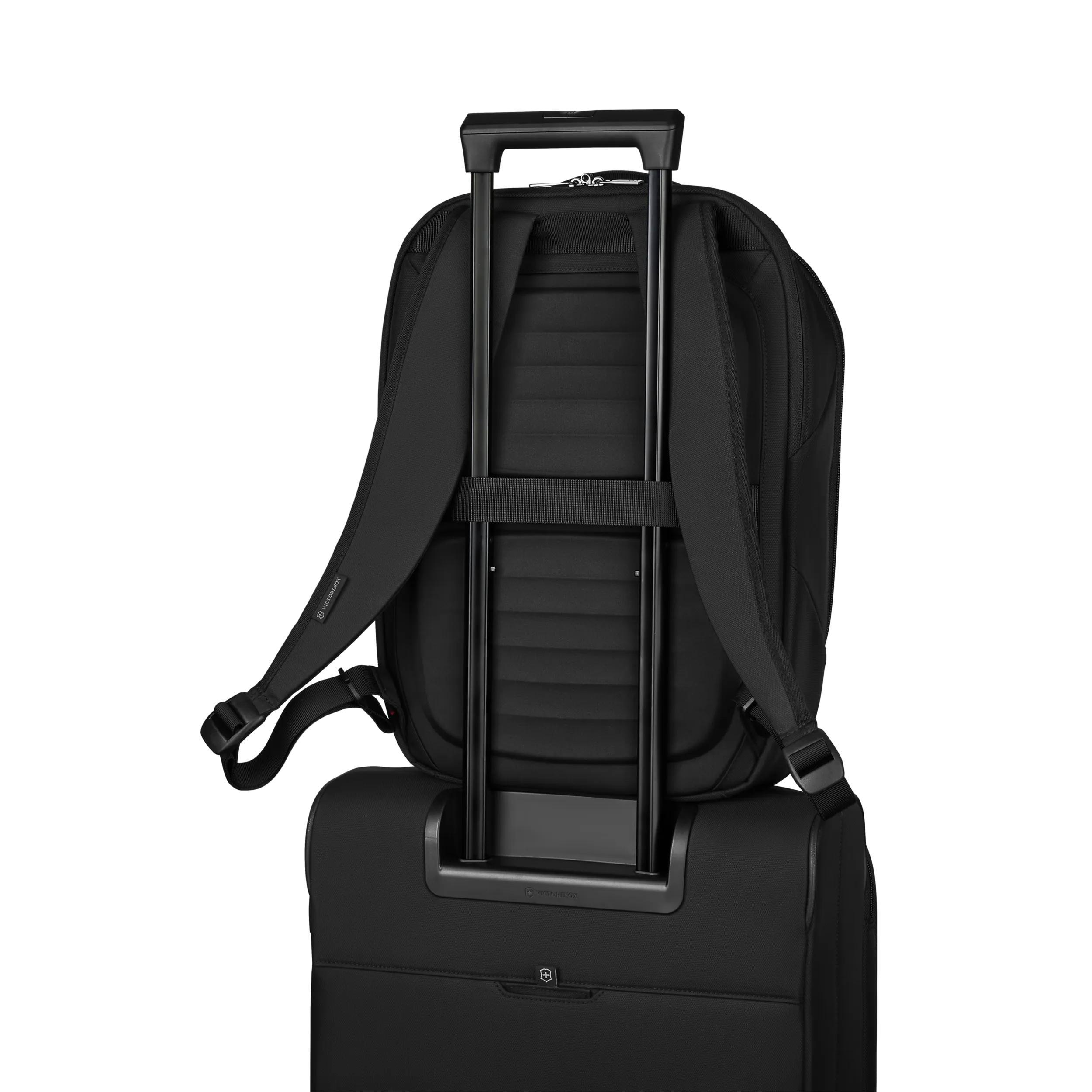 Victorinox Crosslight City Daypack in Black — detail view