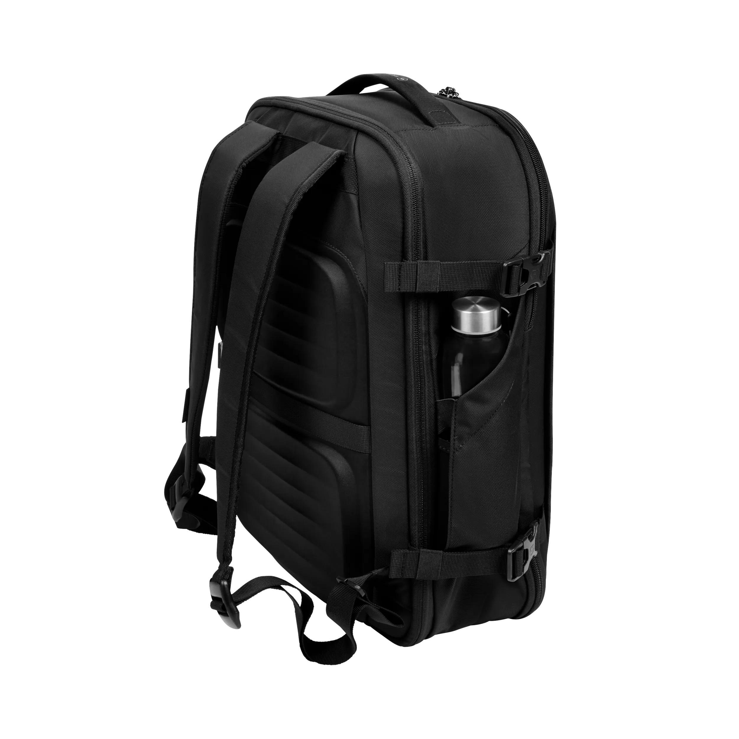 Victorinox Crosslight Boarding Bag in Black — detail view 3