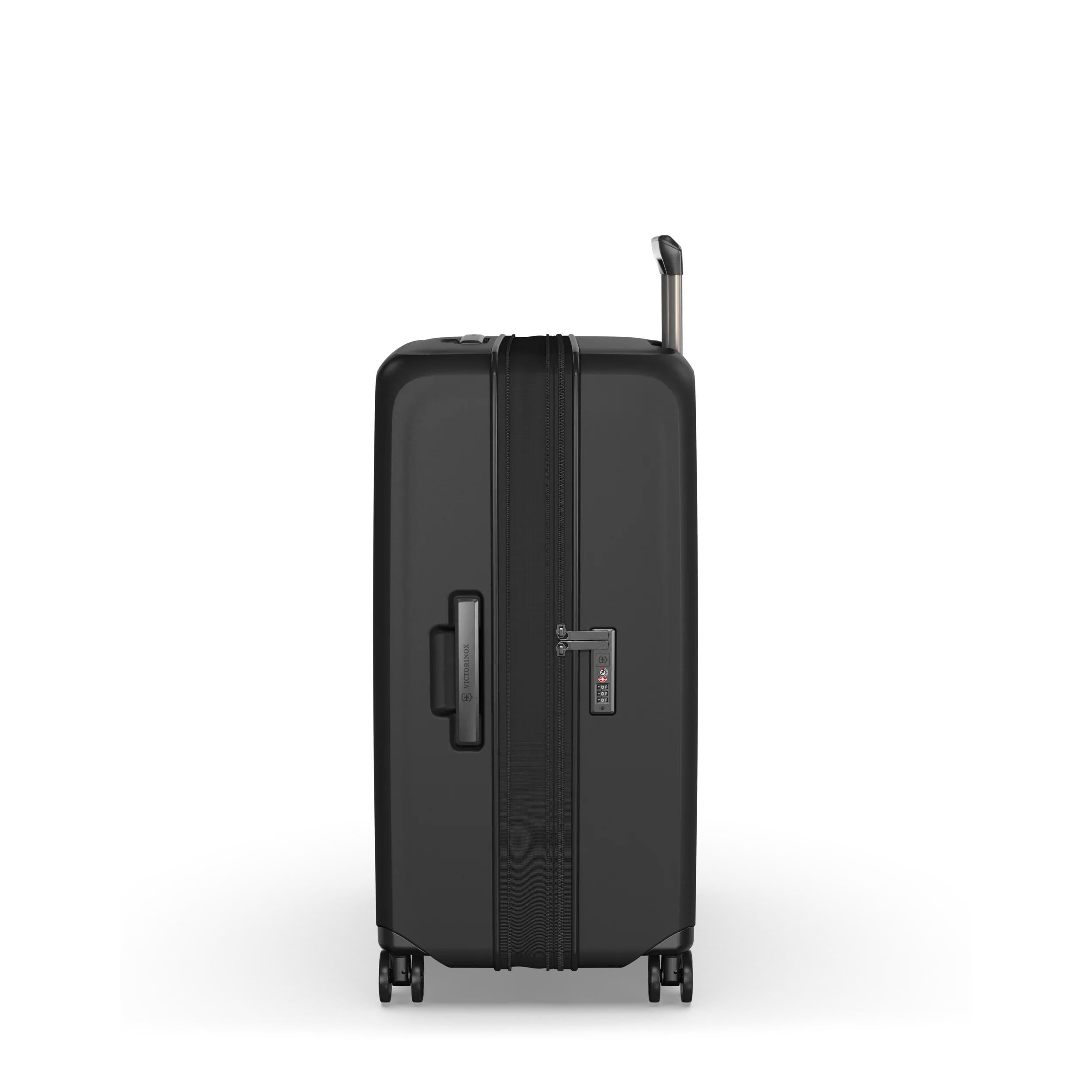 Victorinox Airox Advanced Large Case in Black — angle view 5