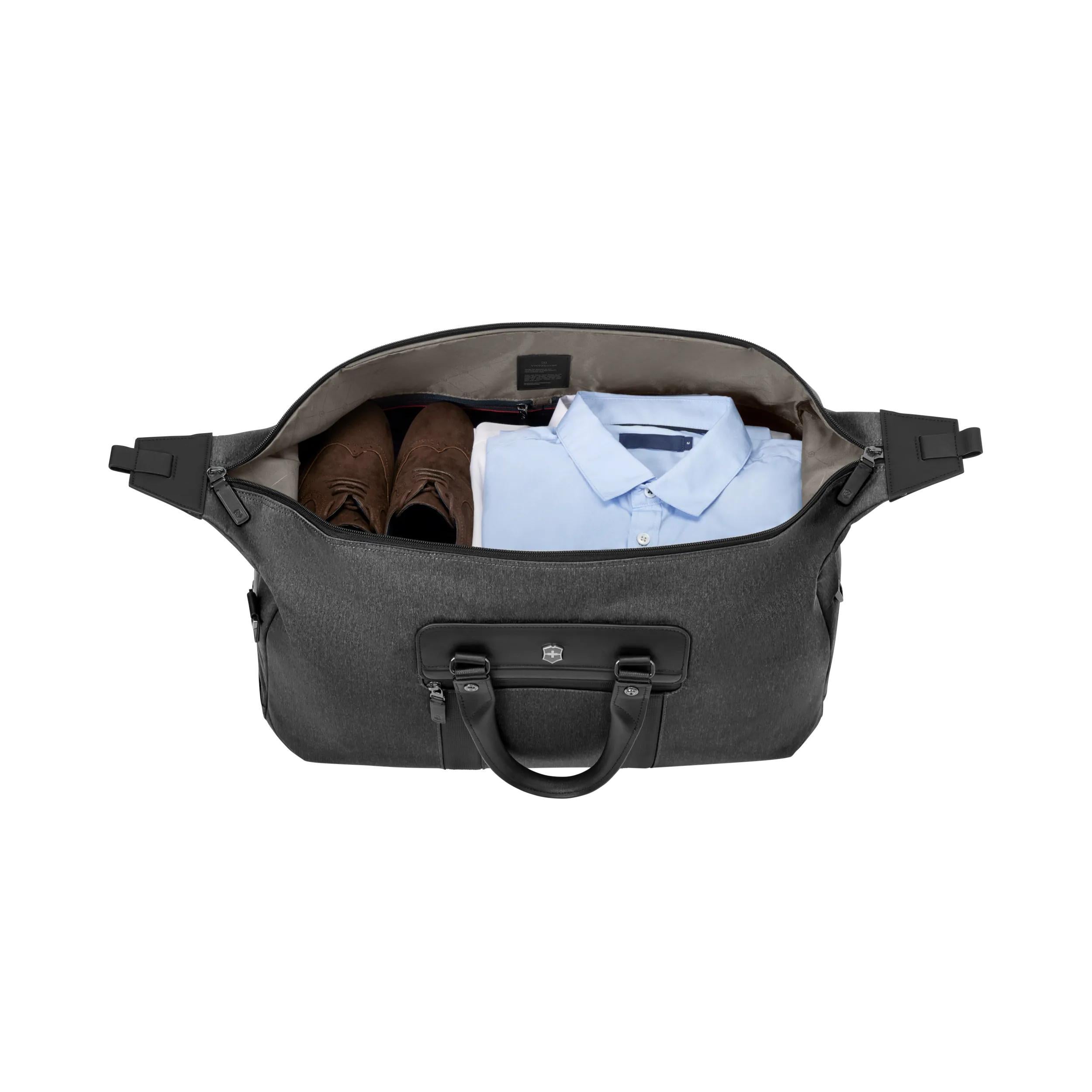 Victorinox Architecture Urban2 Weekender in Grey / Black — interior view 2