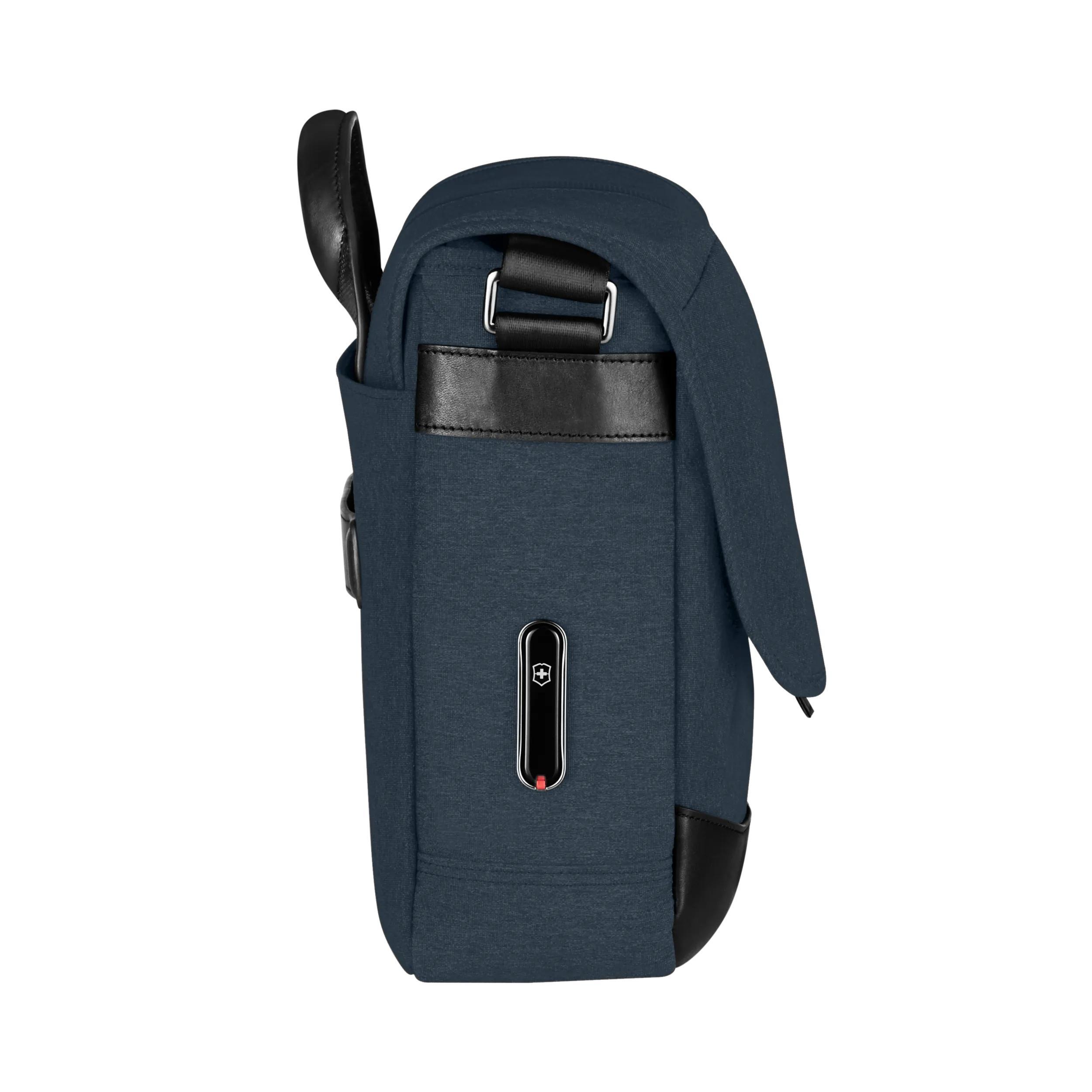 Victorinox Architecture Urban2 Messenger in Blue / Black — angle view 3