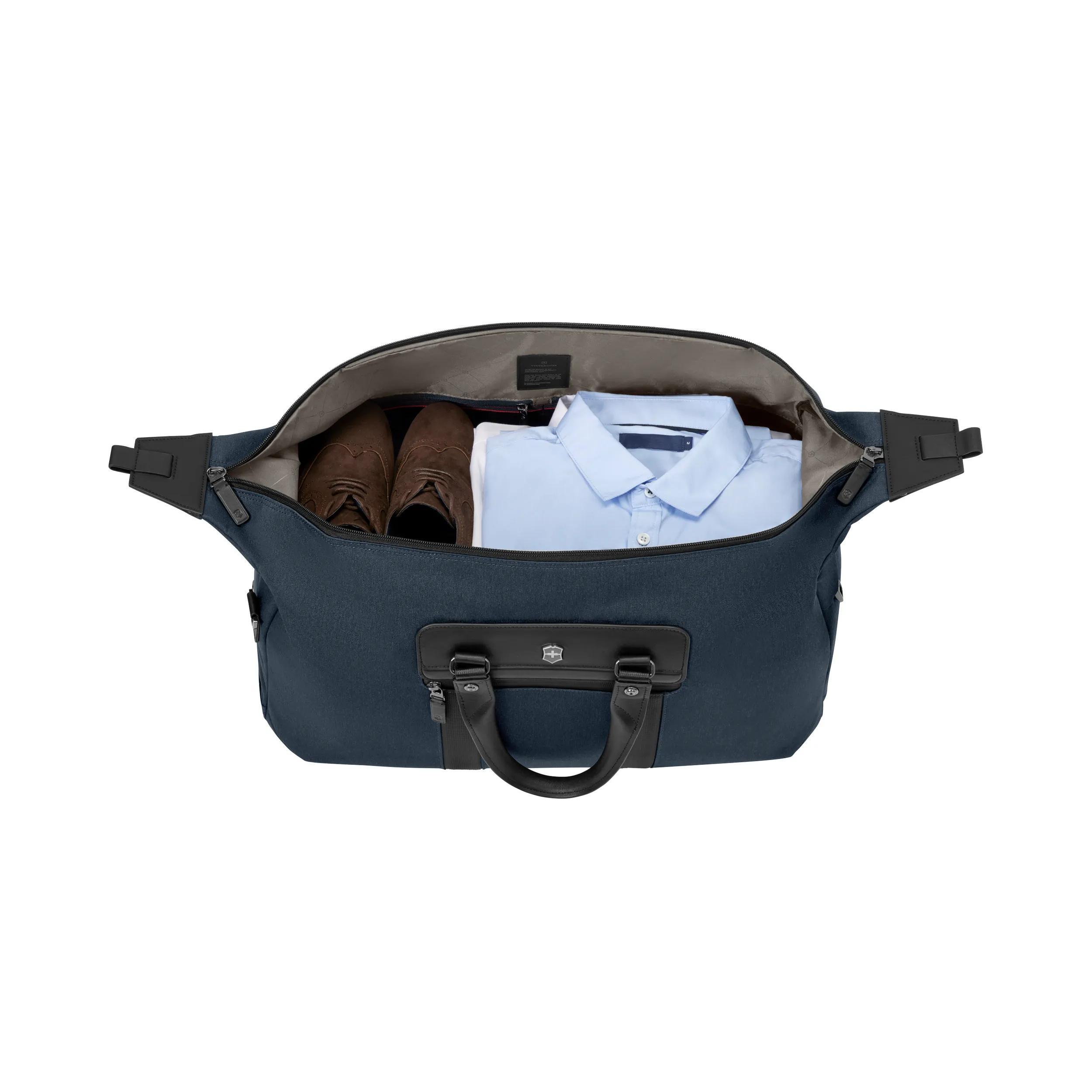 Victorinox Architecture Urban2 Weekender in Blue / Black — interior view 3