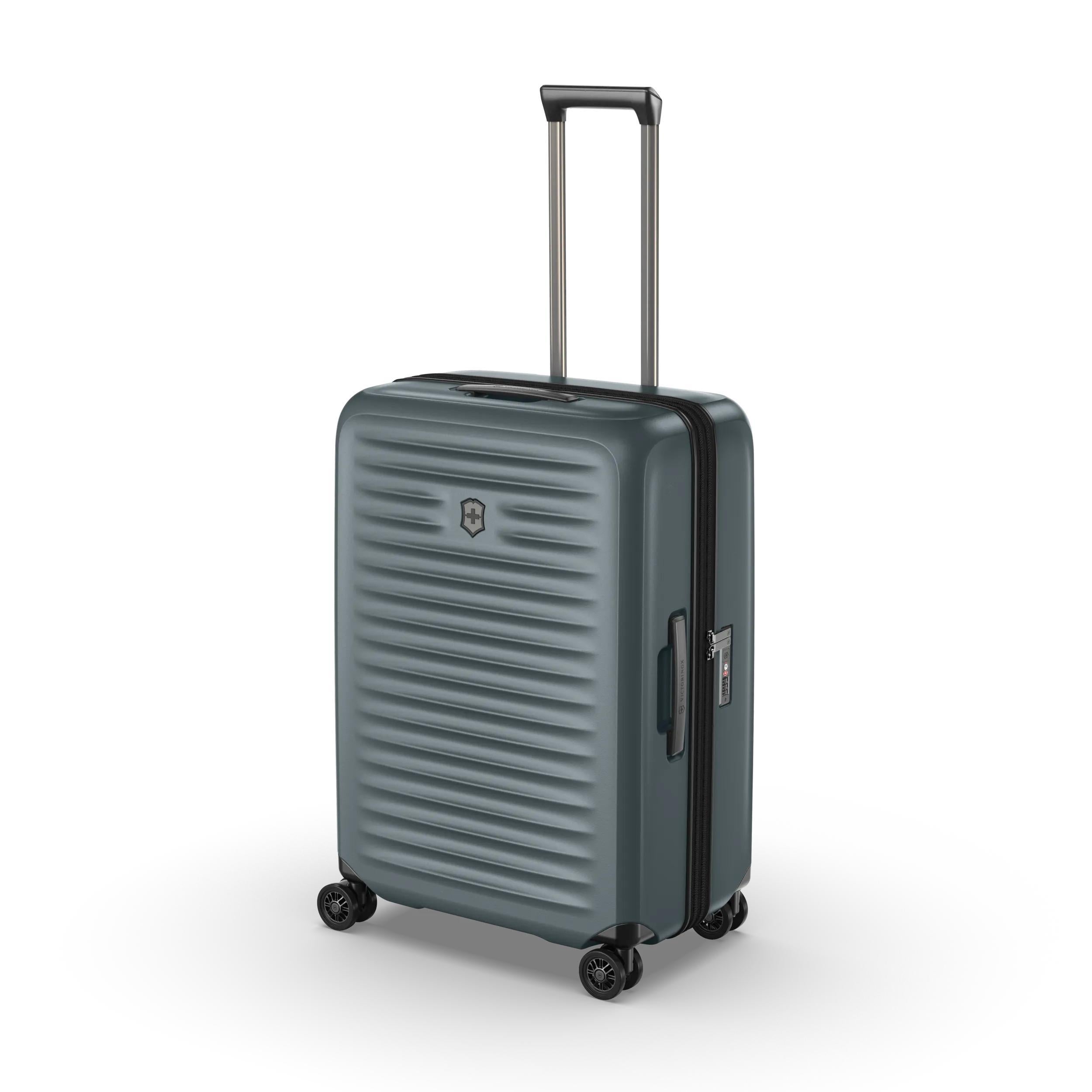 Victorinox Airox Advanced Medium Case in Storm — angle view 3
