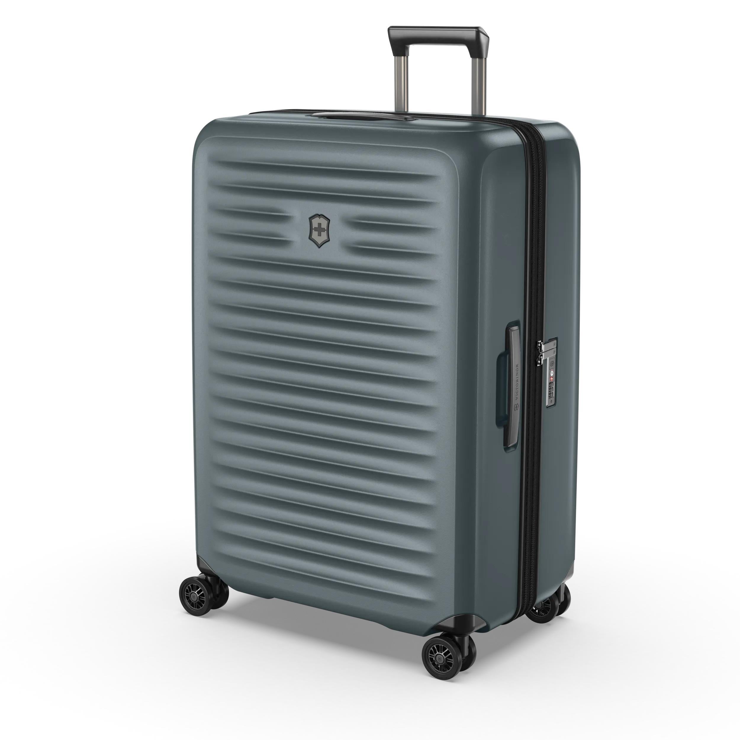 Victorinox Airox Advanced Large Case in Storm — angle view 2