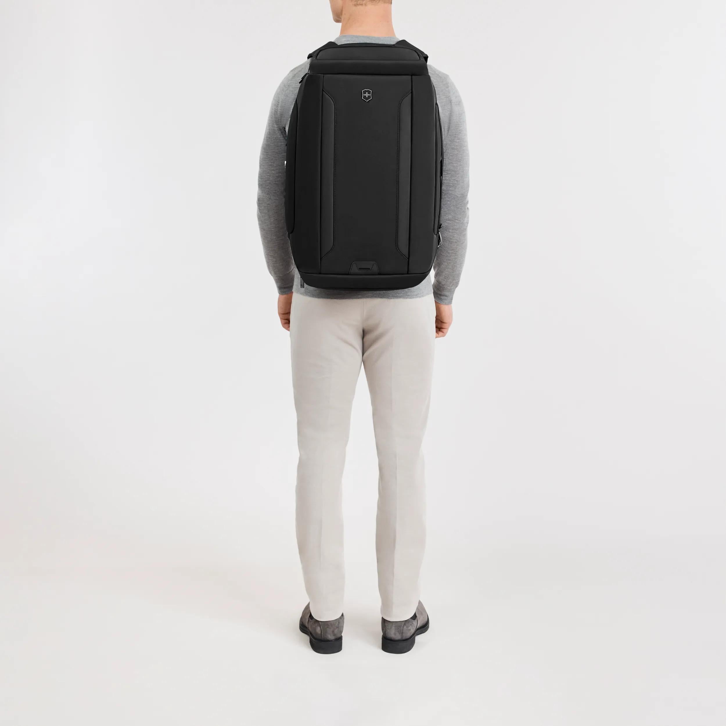 Victorinox Altmont Modern 2-Way Bag in Black — lifestyle 2