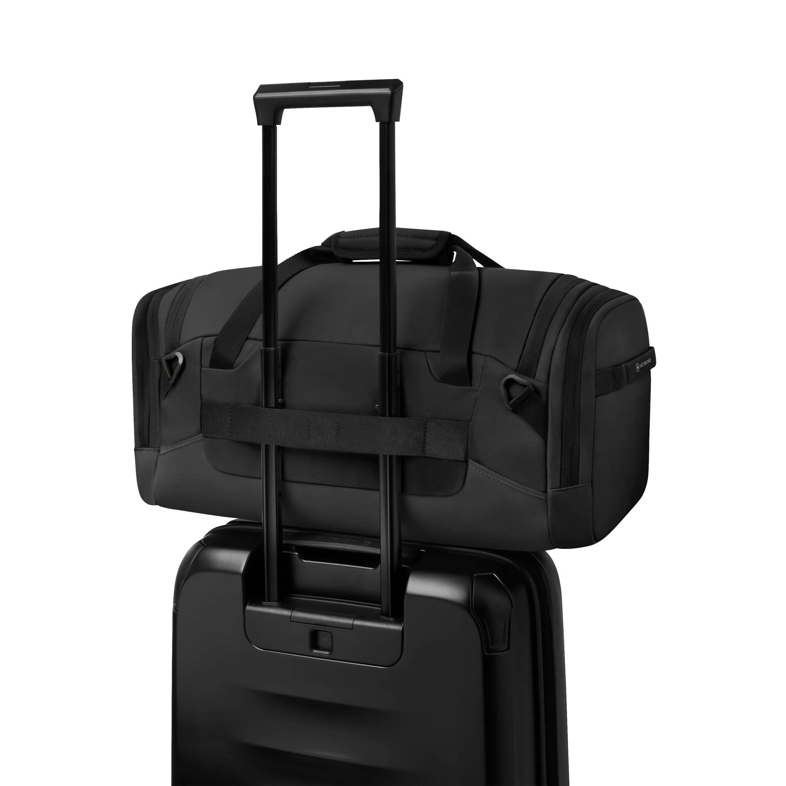 Victorinox Altmont Modern 2-Way Bag in Black — detail view