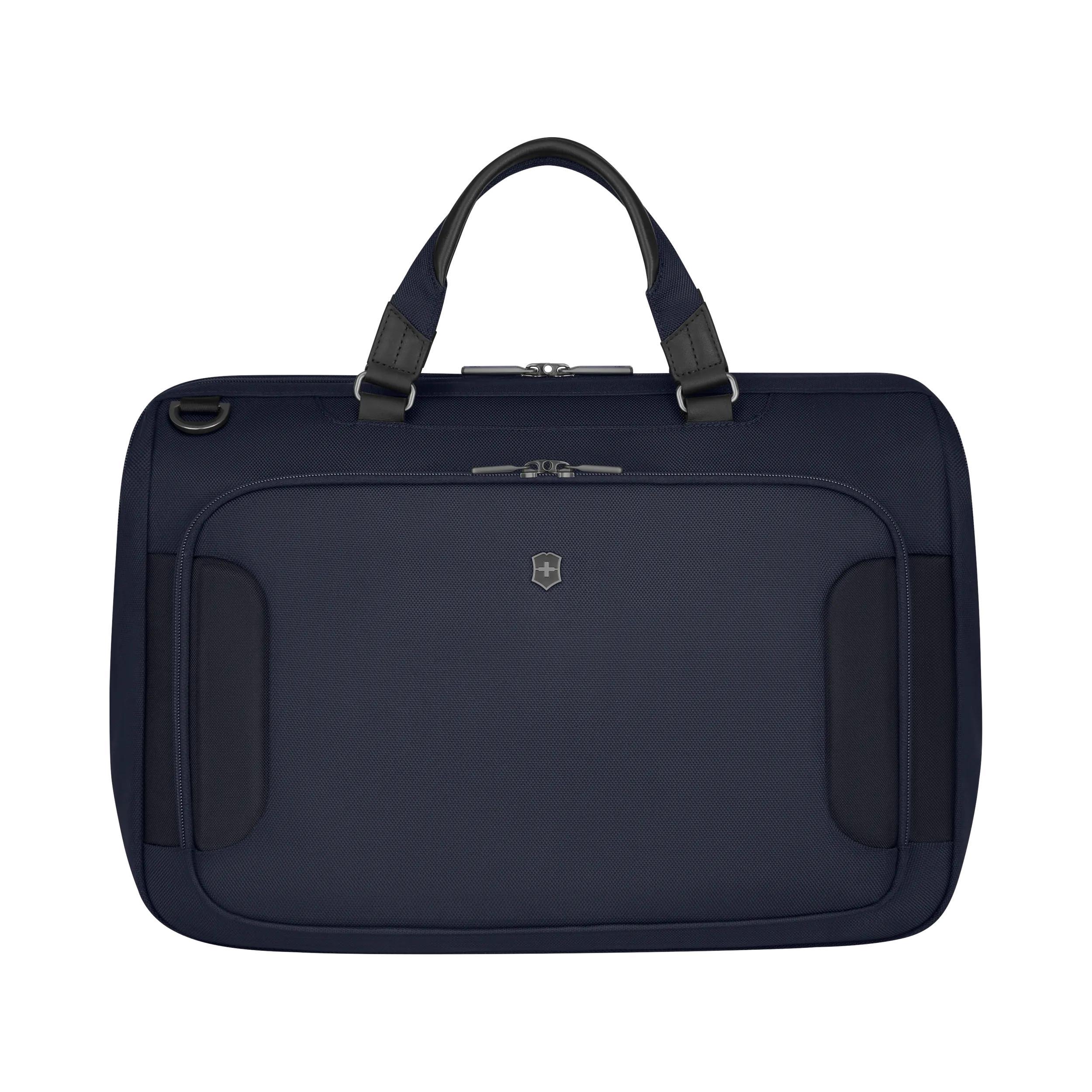Victorinox Werks Traveler 7.0 Weekender in Navy Blue — front view