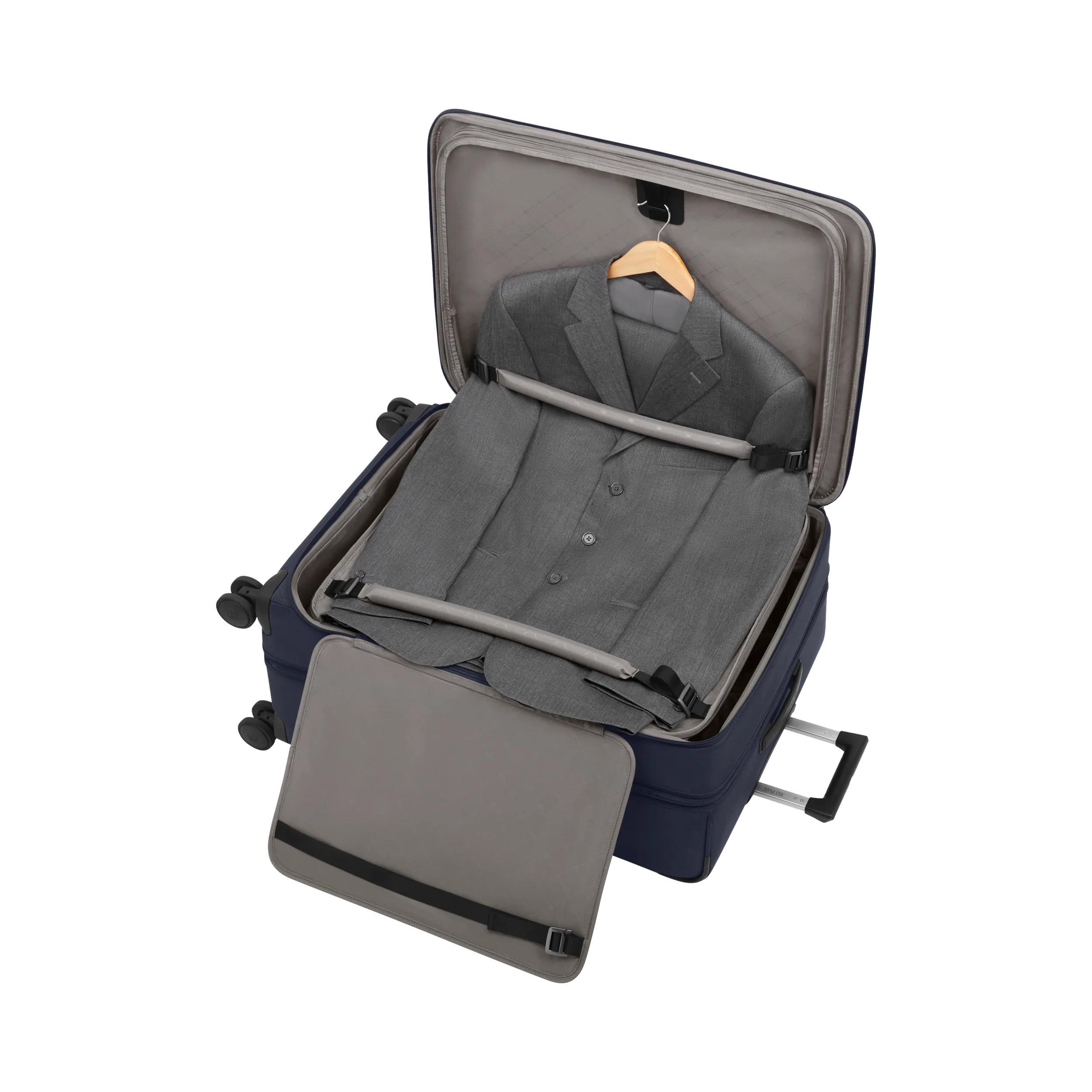 Victorinox Werks Traveler 7.0 Large Case in Blue — interior view 2