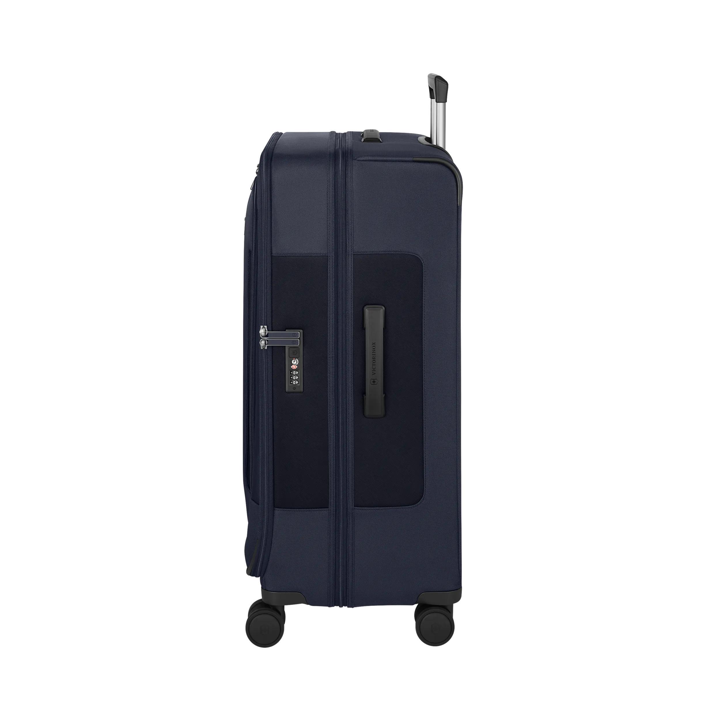 Victorinox Werks Traveler 7.0 Large Case in Blue — angle view 5