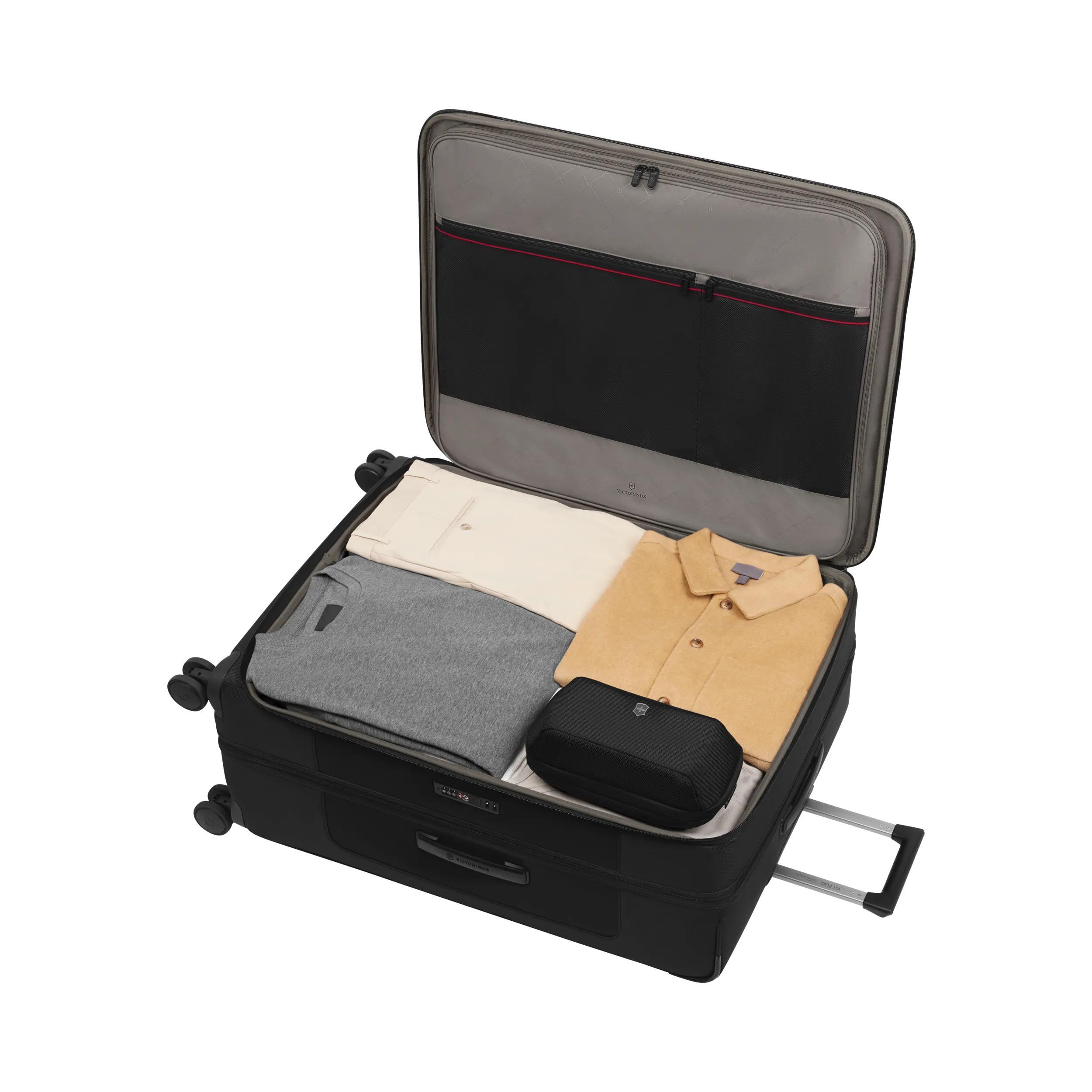 Victorinox Werks Traveler 7.0 Extra Large Case in Black — interior view 3