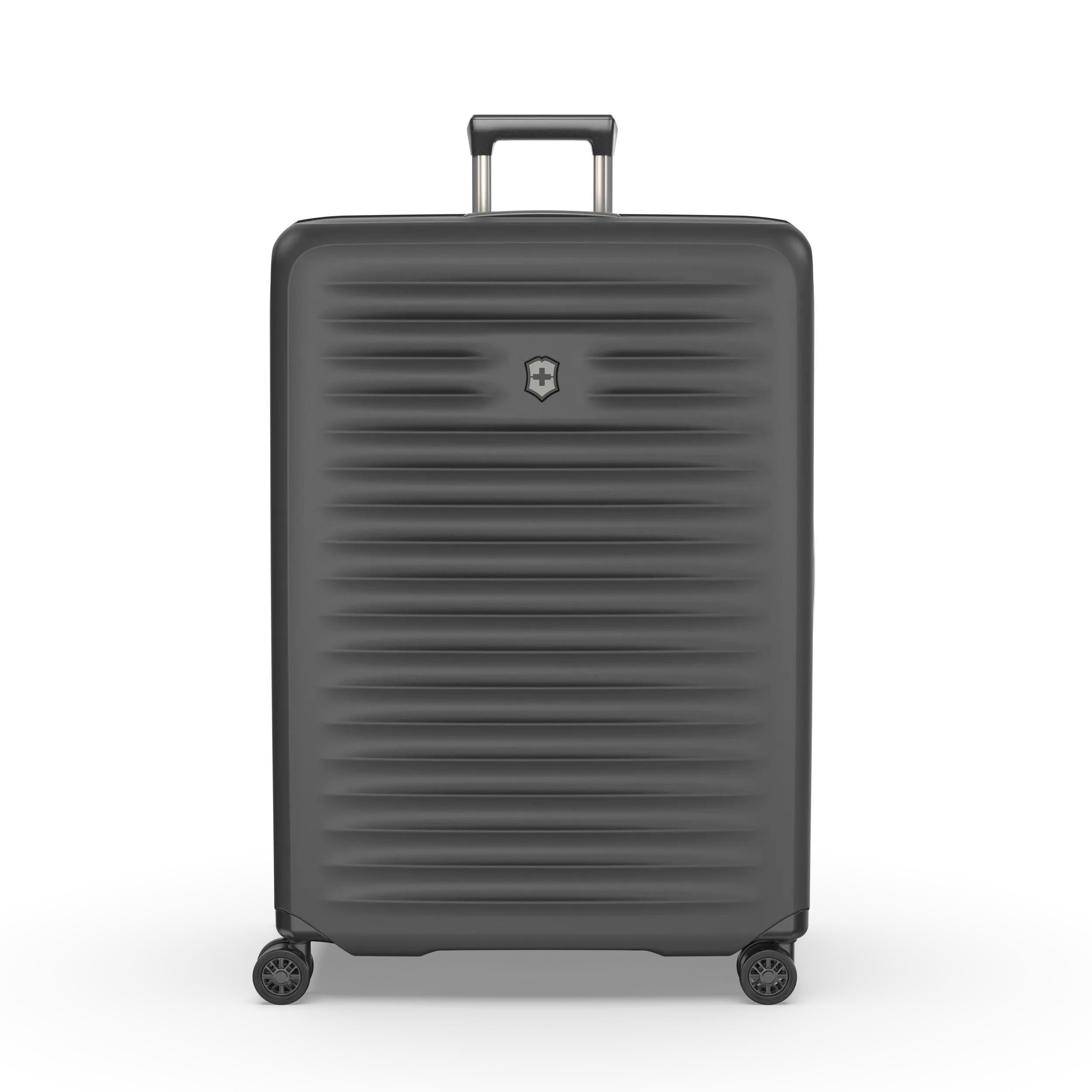 Victorinox Airox Advanced Extra Large Case in Black — front view