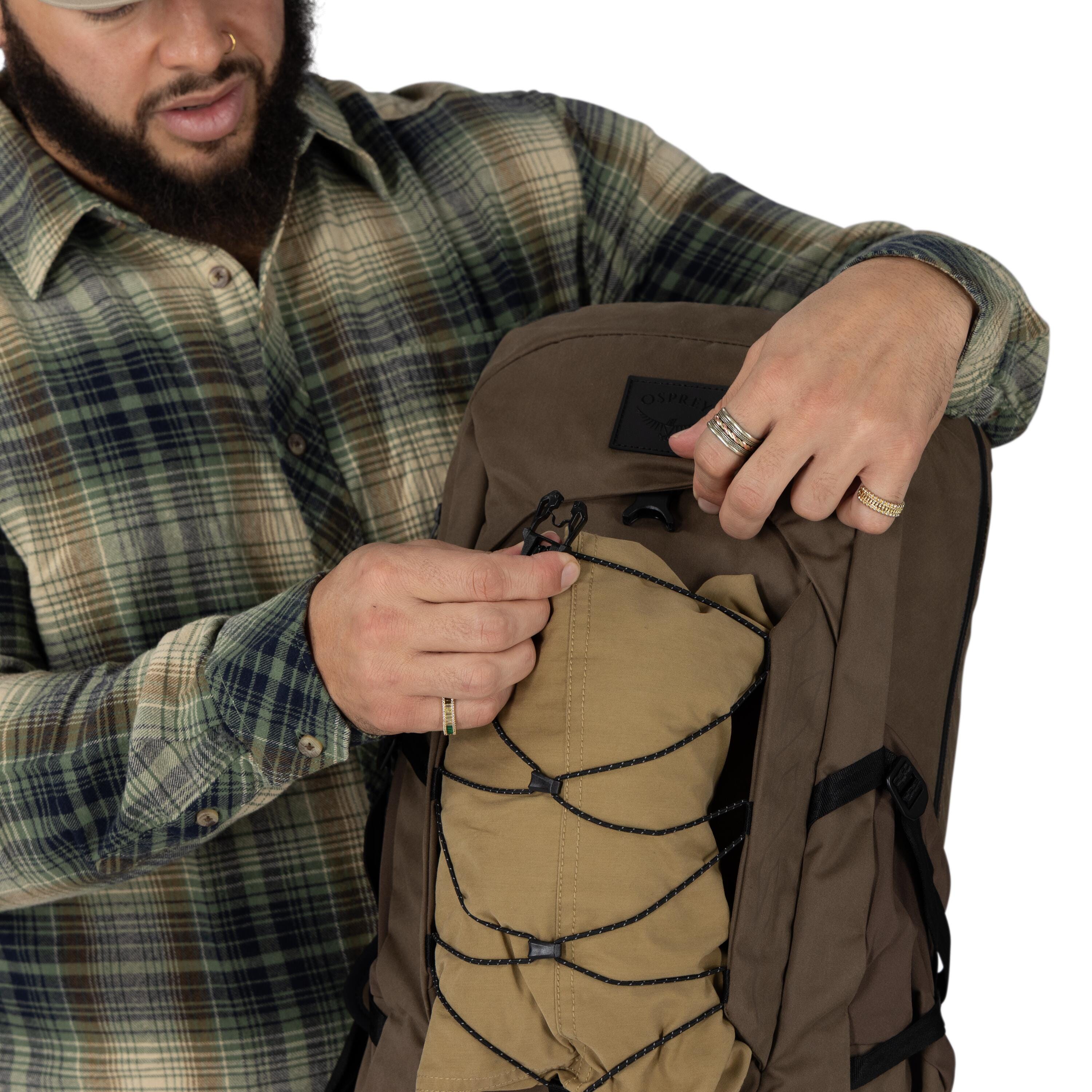Osprey Talon 11 VSN Laptop Backpack 11L in Truffle Brown — detail view