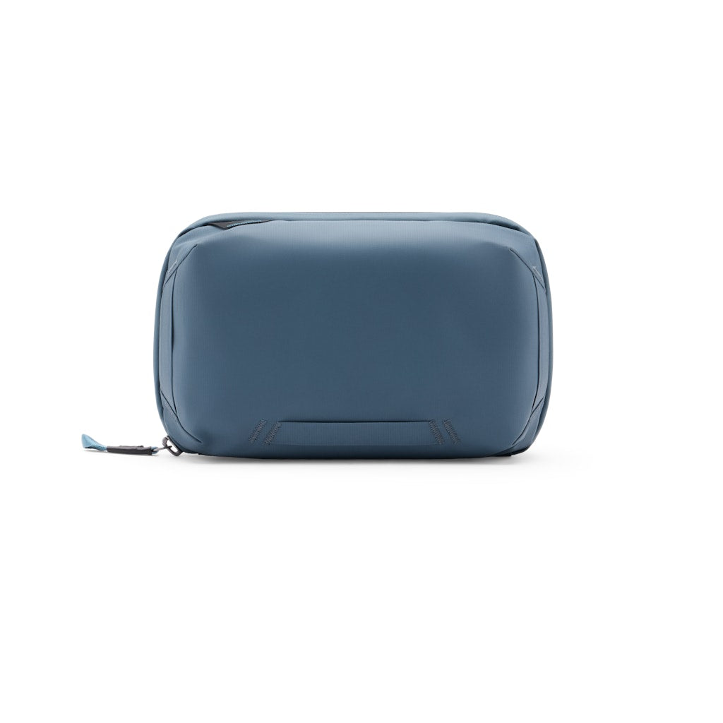 Peak Design Tech Pouch in Ocean — front view # color_Ocean