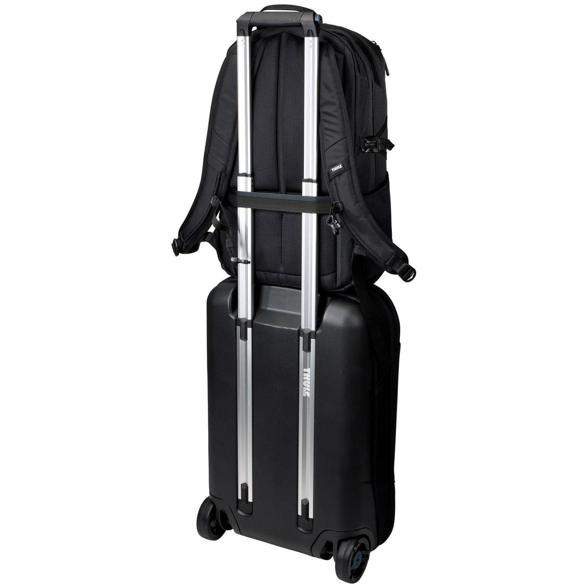 Thule EnRoute Backpack 23L in Black — detail view 2