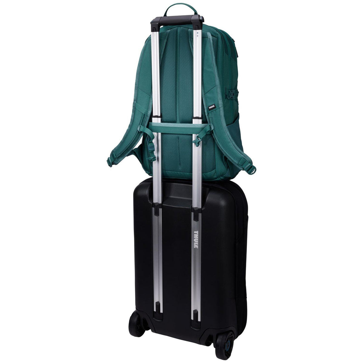 Thule EnRoute Backpack 23L in Mallard Green — detail view 2