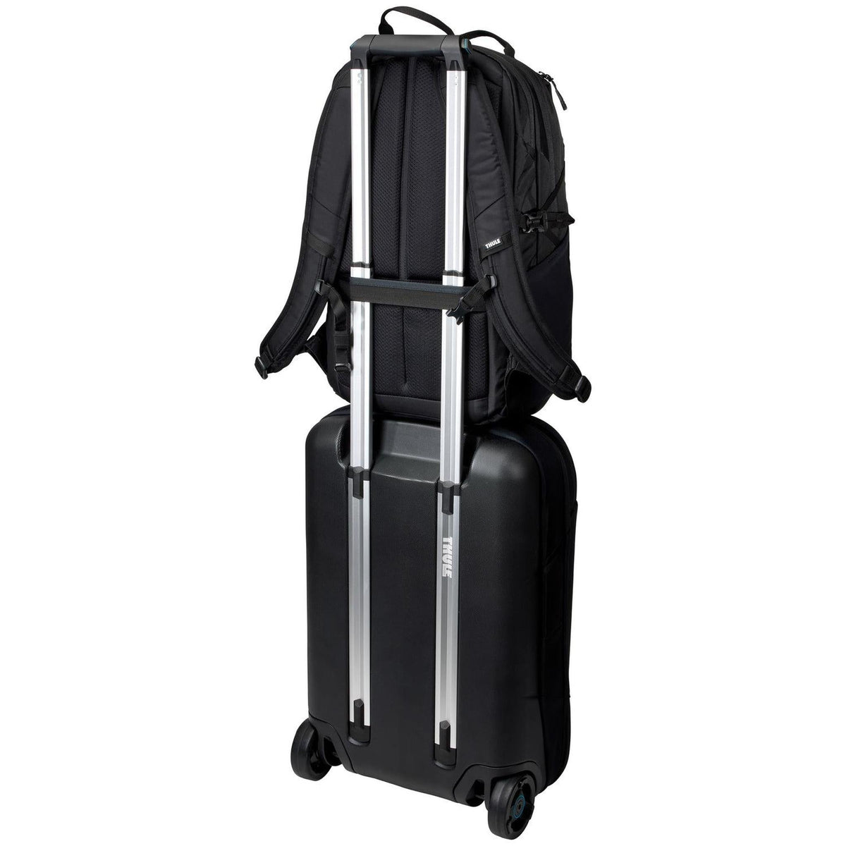 Thule EnRoute Backpack 26L in Black — detail view