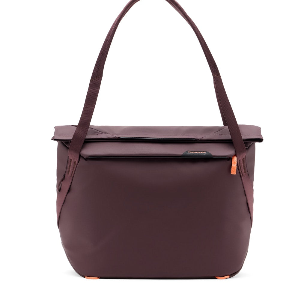 Peak Design Everyday Tote 15L in Eclipse — front view # color_Eclipse