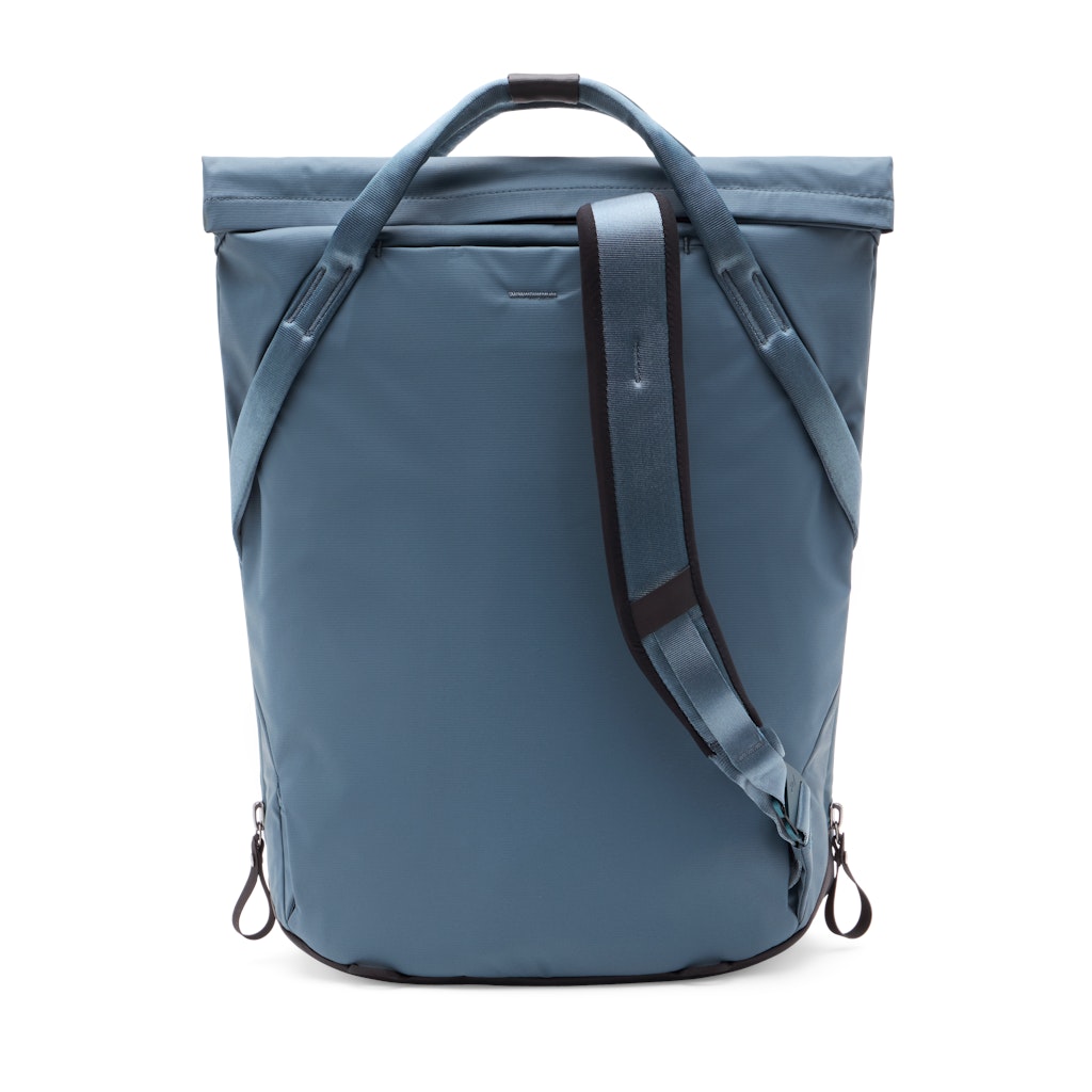 Peak Design Everyday Totepack 20L in Ocean — back view # color_Ocean