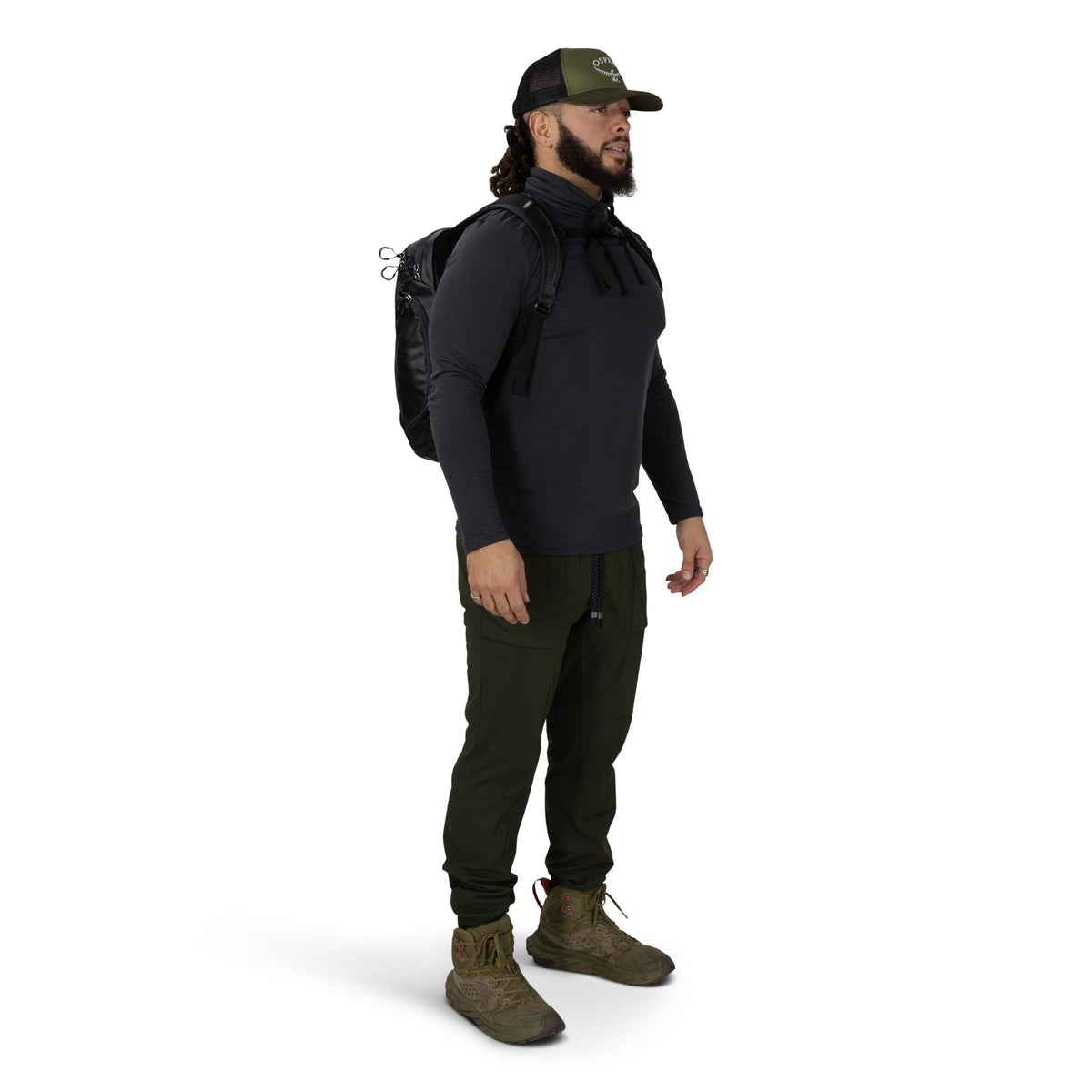 Osprey Transporter Panel Loader Backpack 20L in Raven Black — lifestyle
