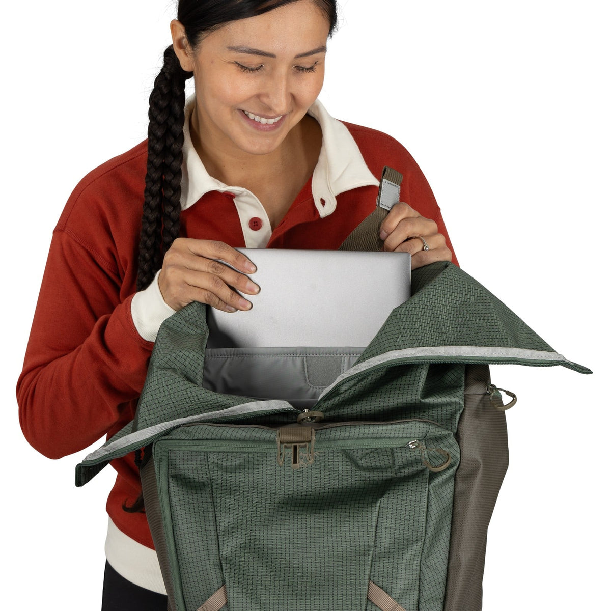 Osprey Transporter Roll Top Pack 25L in Pine Leaf/Earl Grey — detail view 5