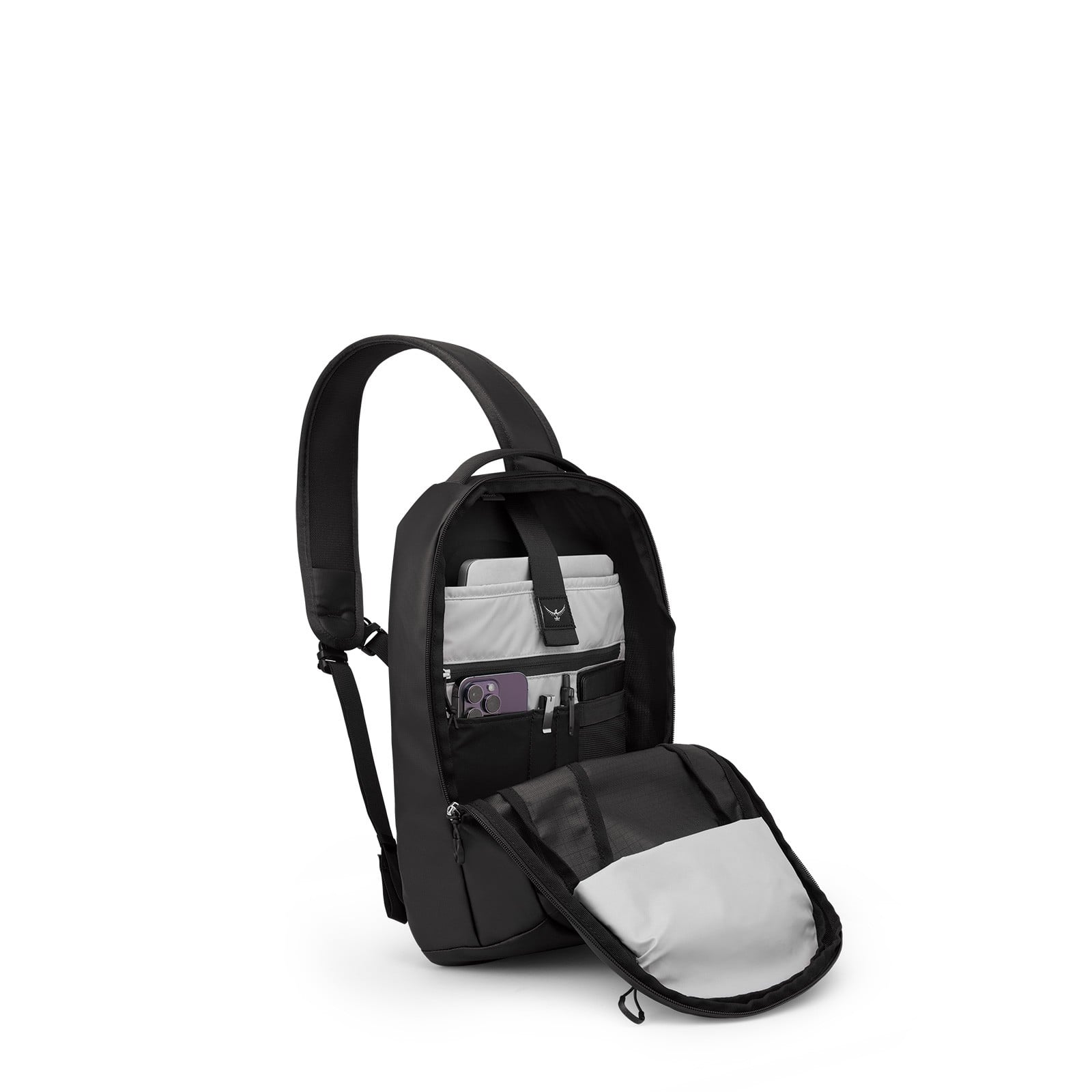 Osprey Transporter Sling 13L in Raven Black Black — angle view 2