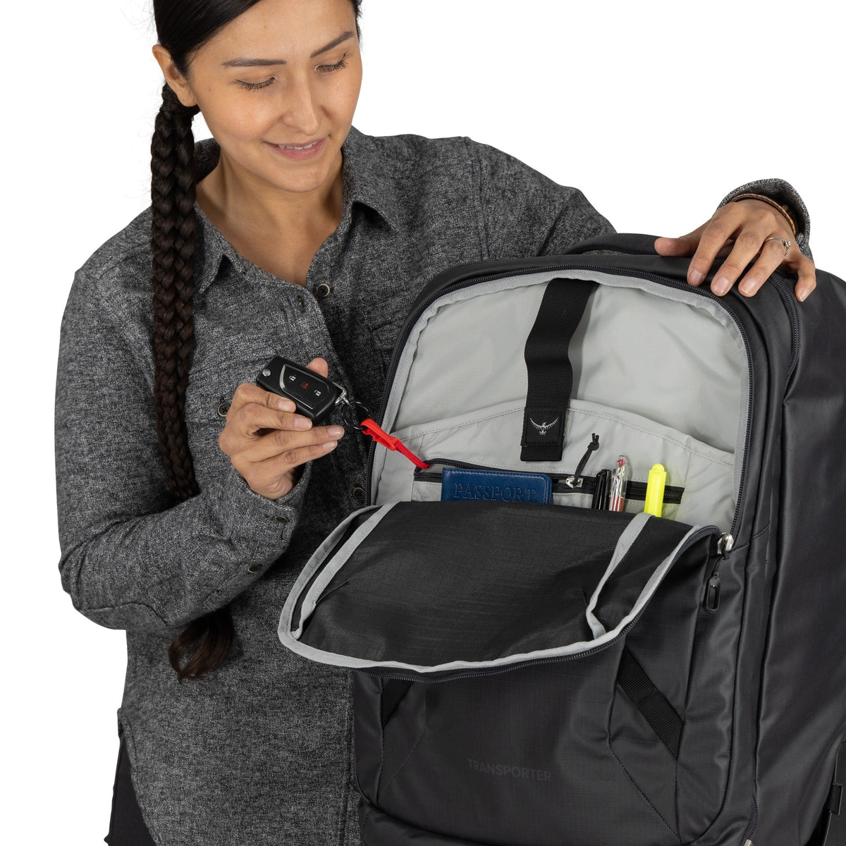 Osprey Transporter Wheeled Duffel 38L-Carry On in Raven Black Black — detail view 2