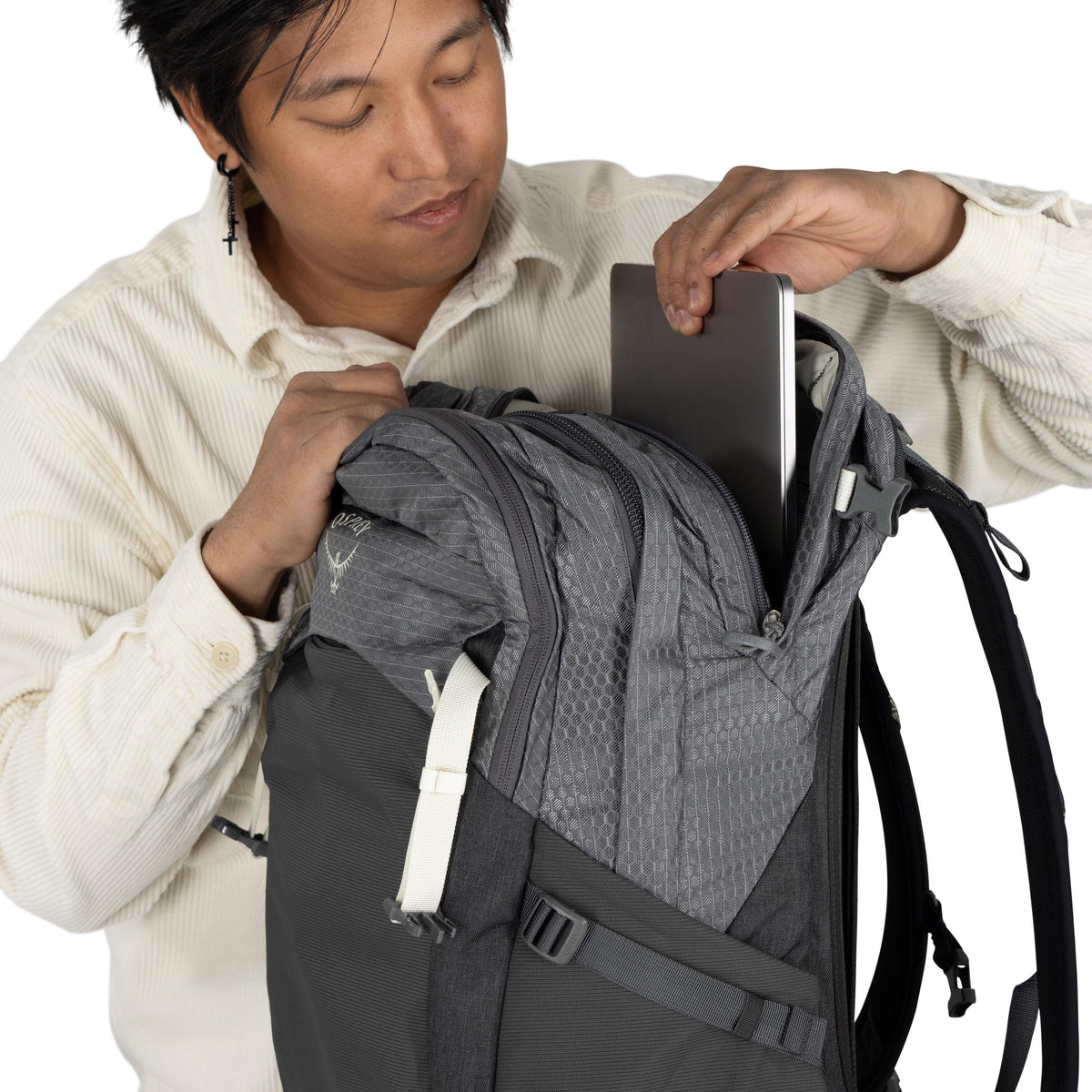 Osprey Tropos Backpack 32L in Phantom Grey Heather — detail view