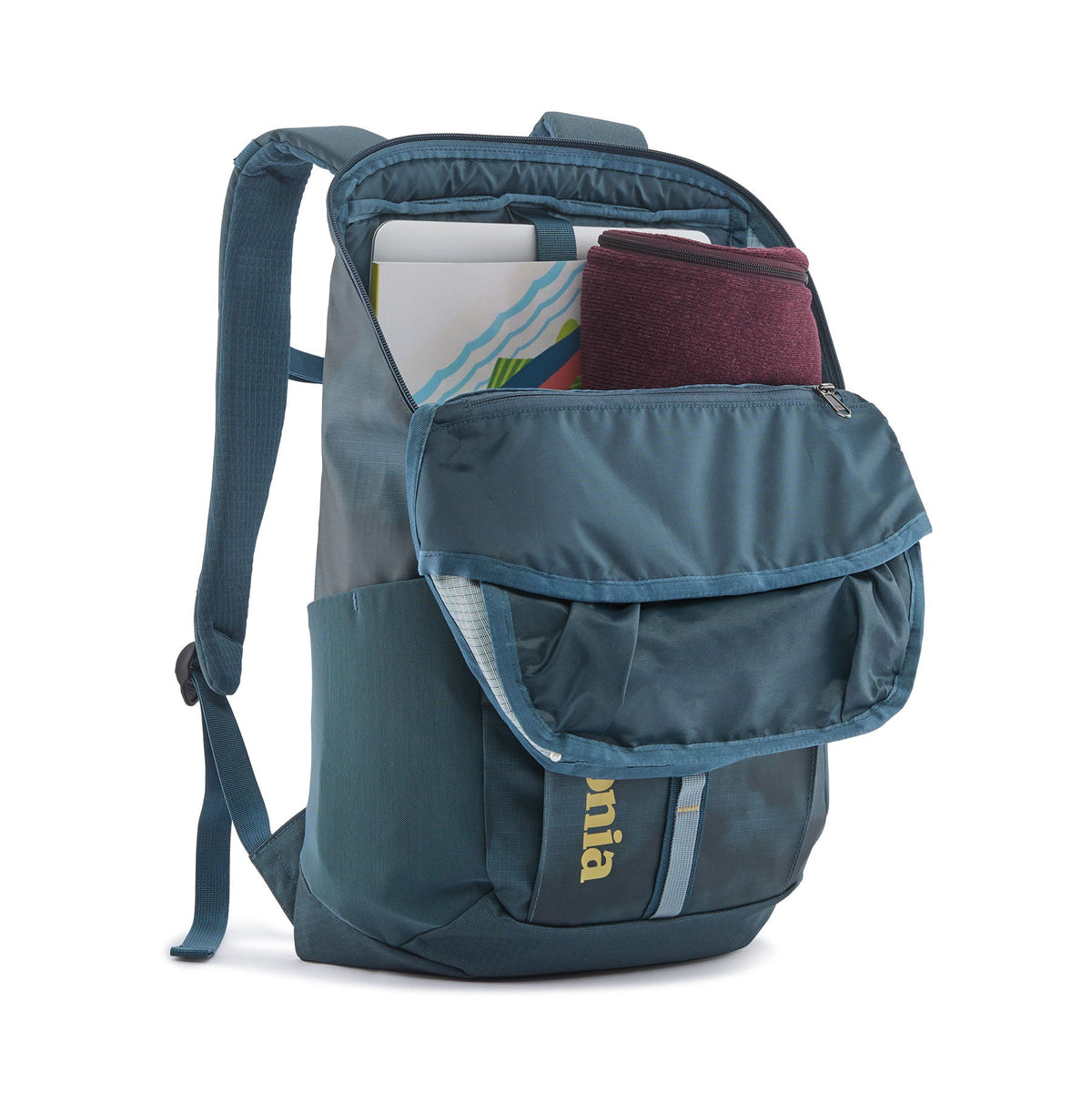 Patagonia Black Hole Pack 25L in Sastrugi: Summit Blue — interior view