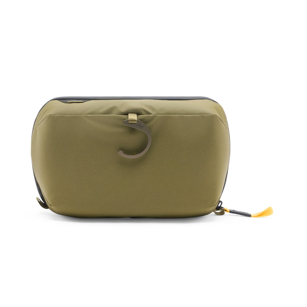 Peak Design Wash Pouch in Kelp — detail view
