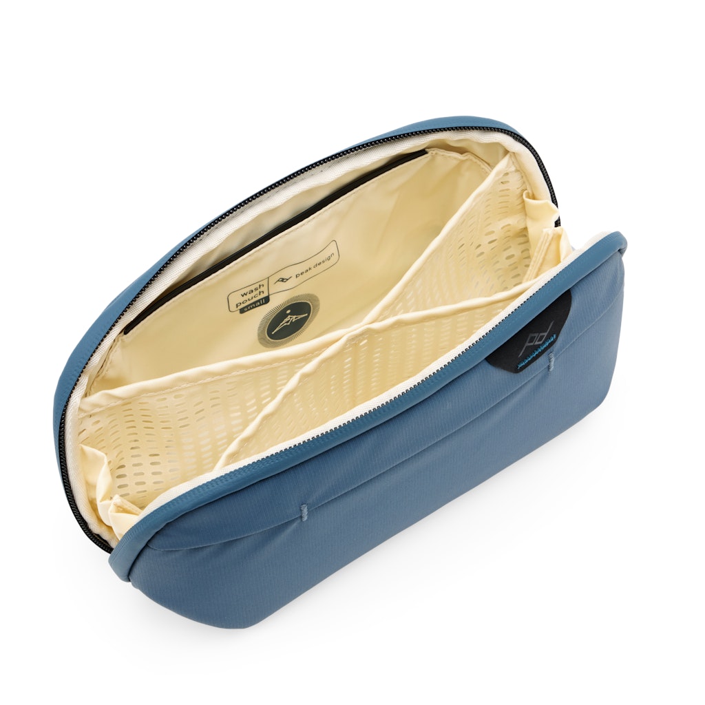 Peak Design Wash Pouch Small in Ocean — interior view # color_Ocean