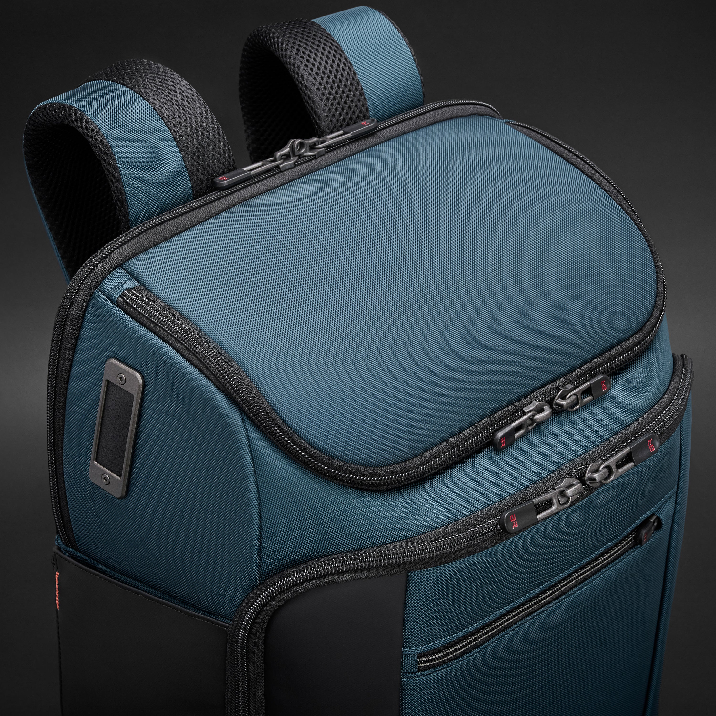 Briggs & Riley ZDX U-Zip Travel Backpack in Ocean — back view 2 # color_Ocean