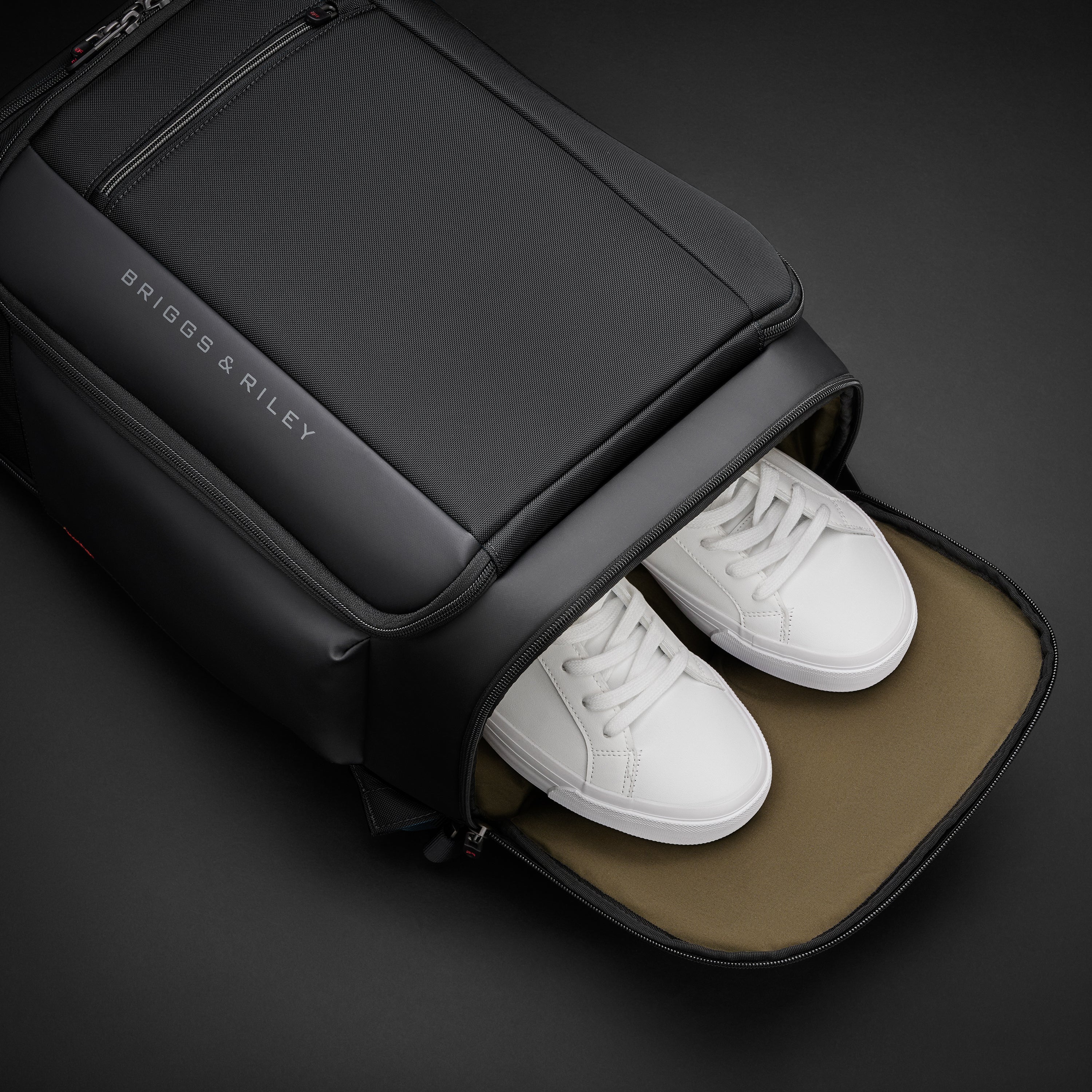 Briggs & Riley ZDX U-Zip Travel Backpack in Black — interior view # color_Black